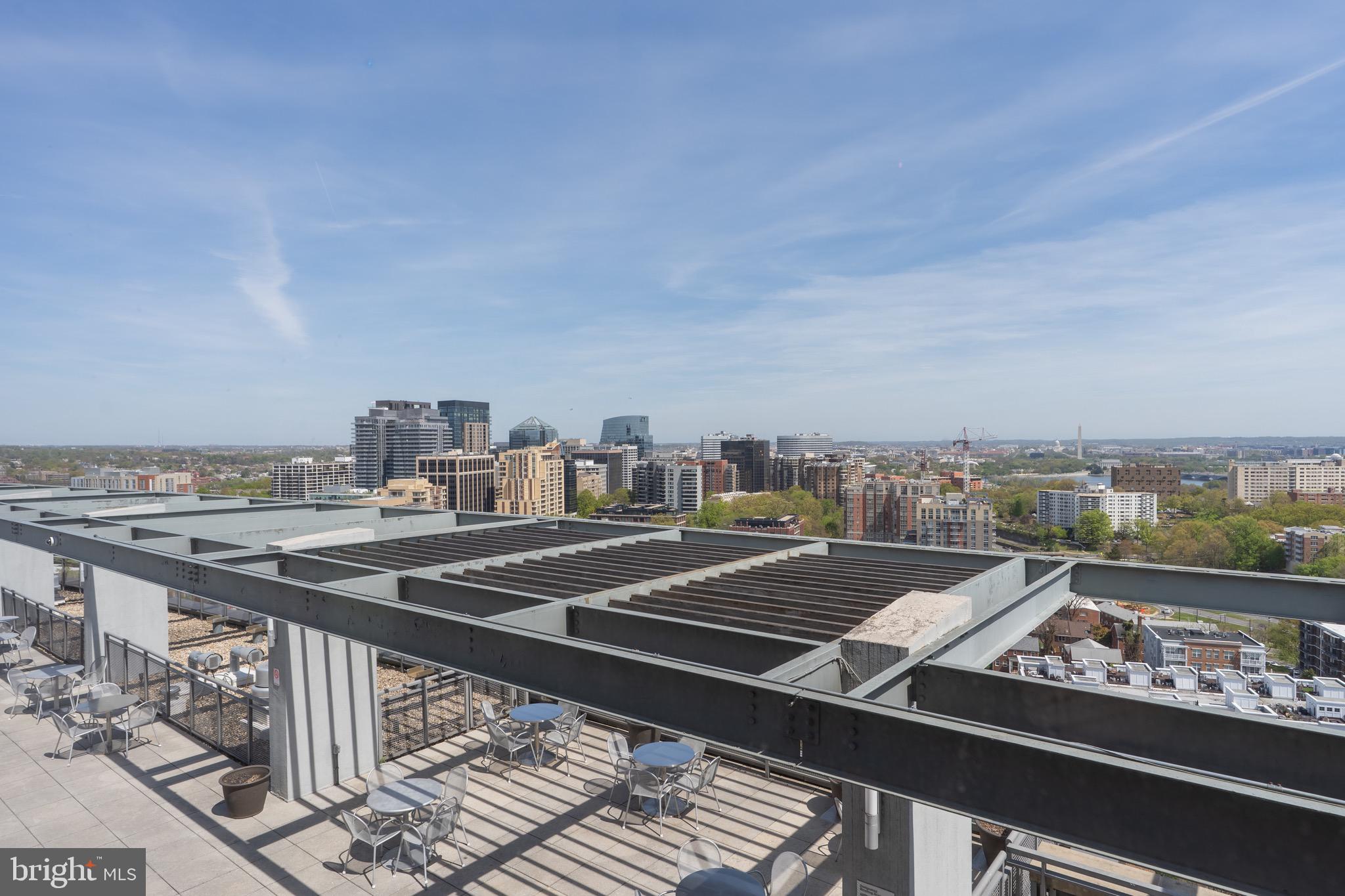 COURTHOUSE HILL - Residential