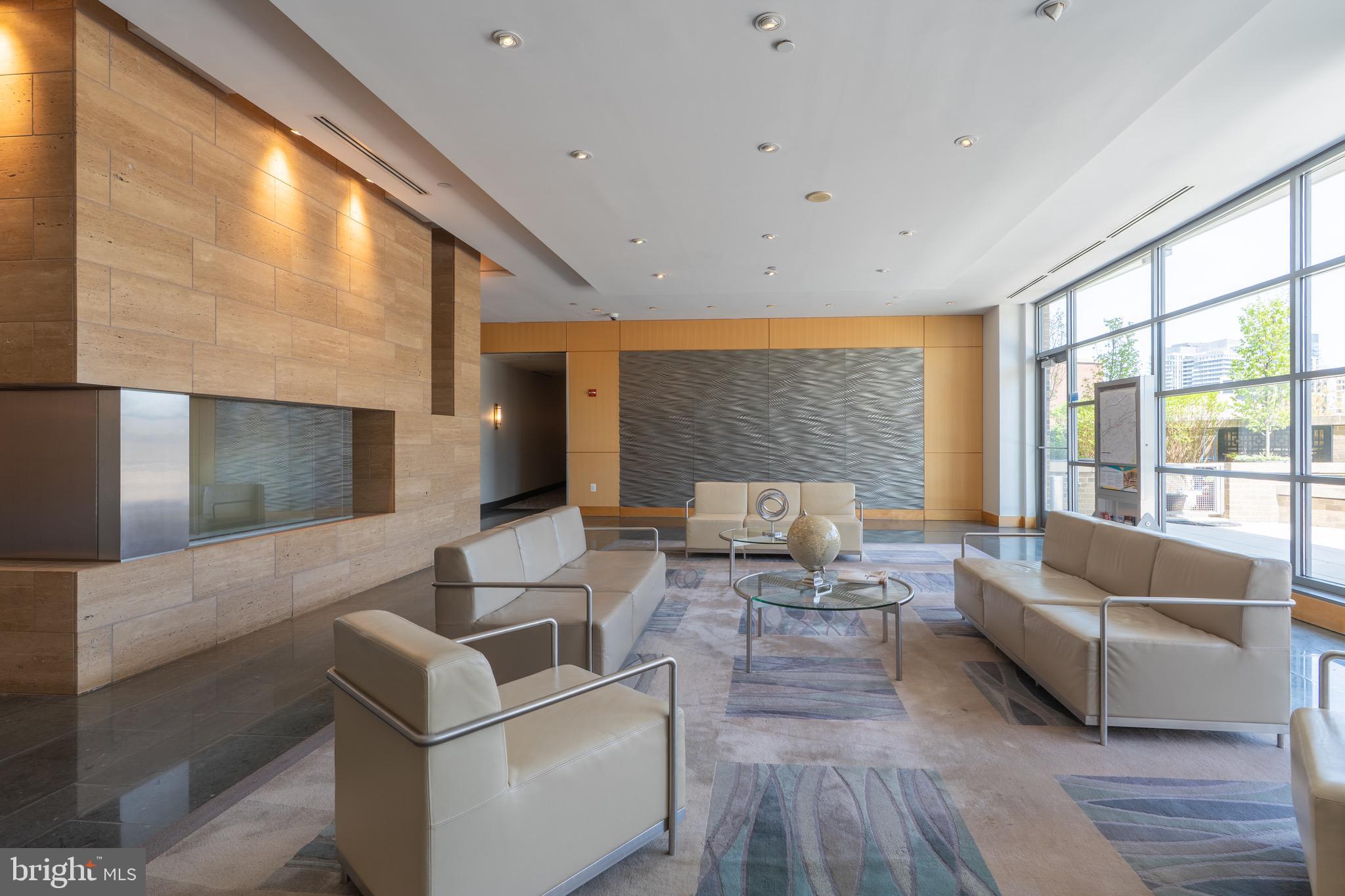 2001 15TH STREET N 720