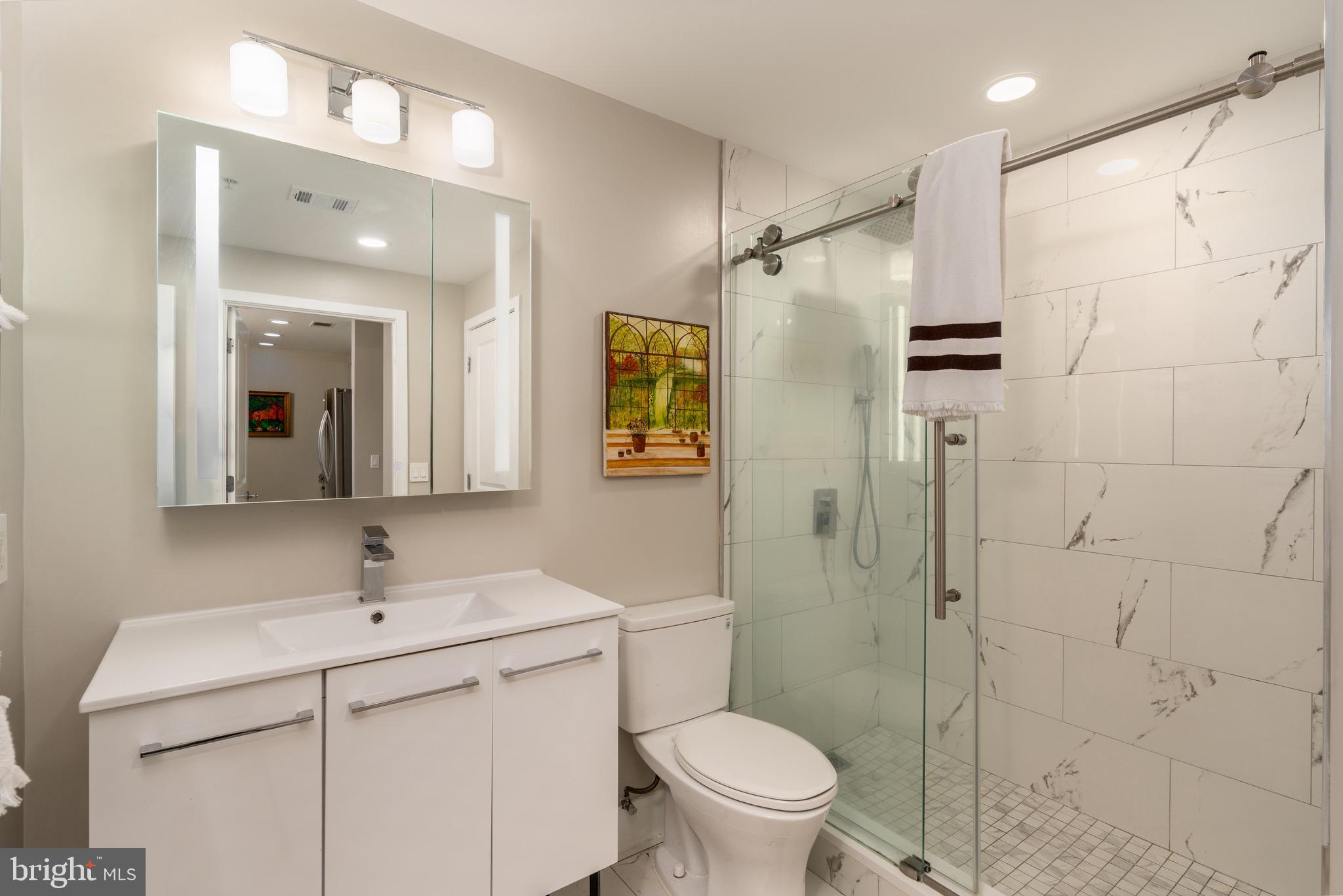 COURTHOUSE HILL - Residential