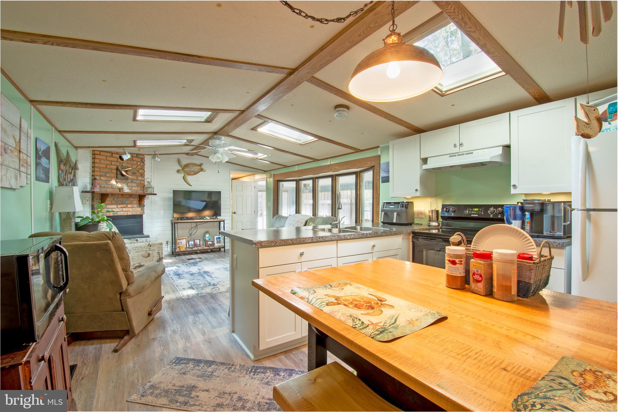 WEST BAY PARK - Residential