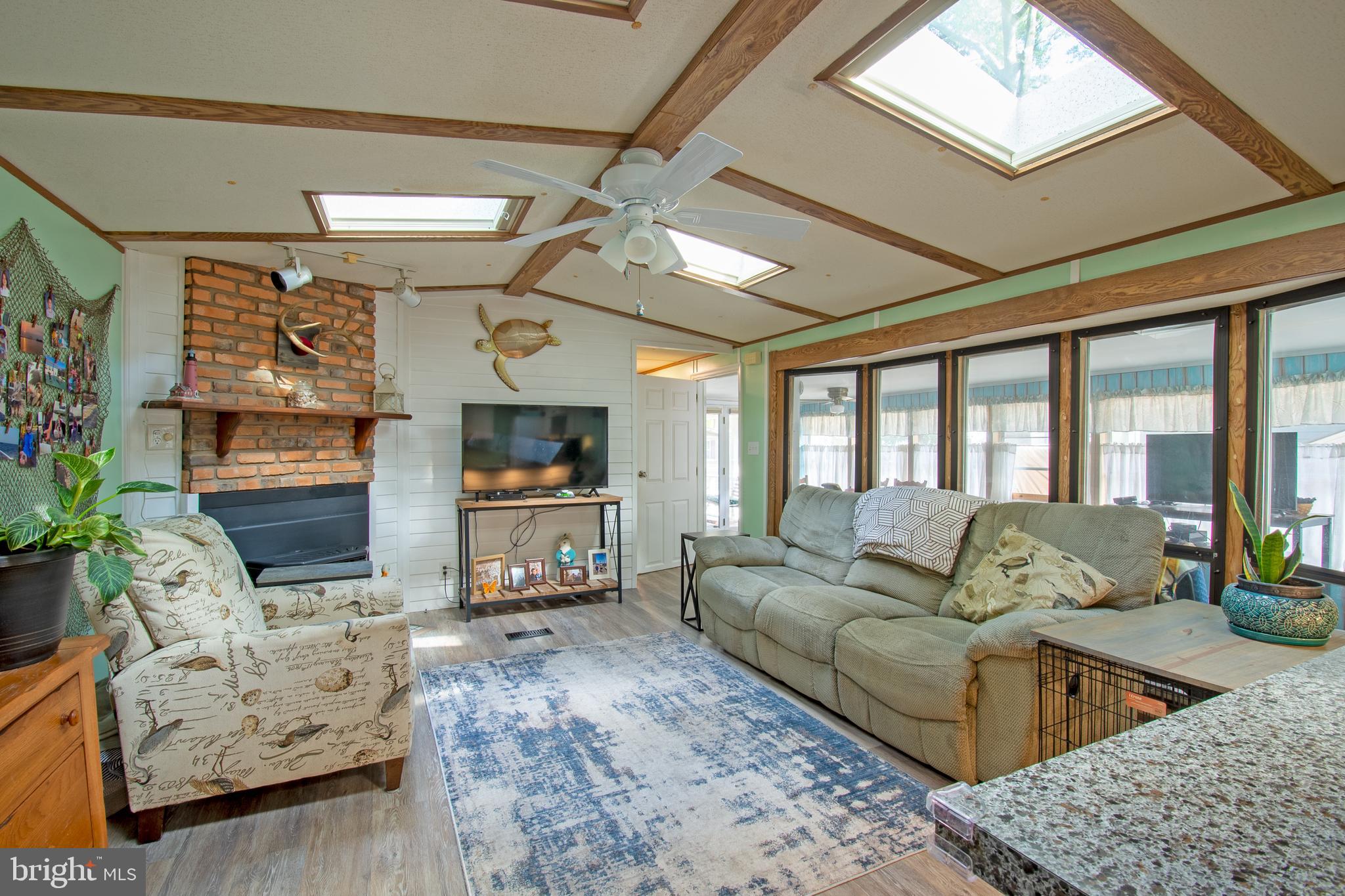 WEST BAY PARK - Residential