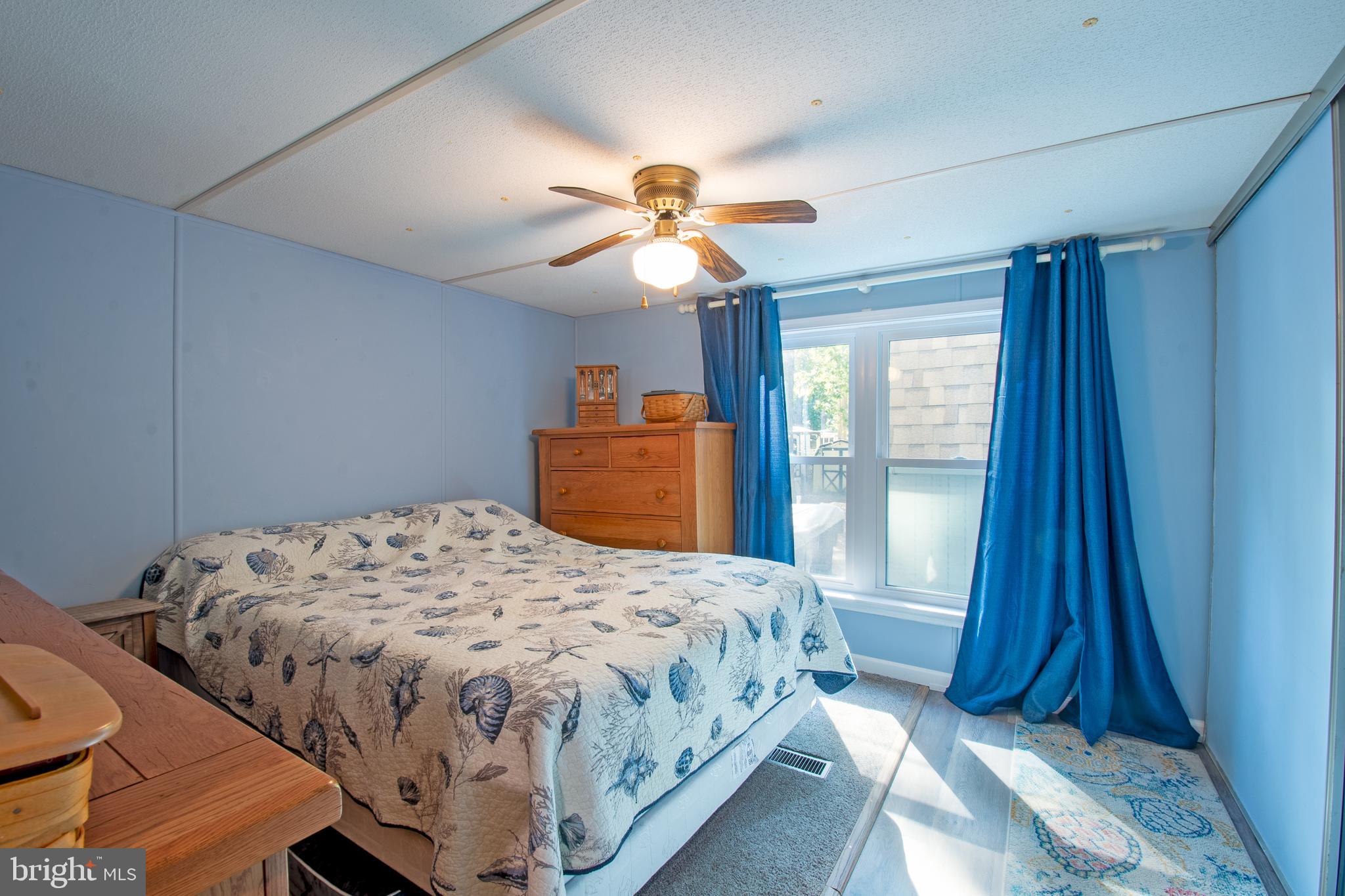 WEST BAY PARK - Residential