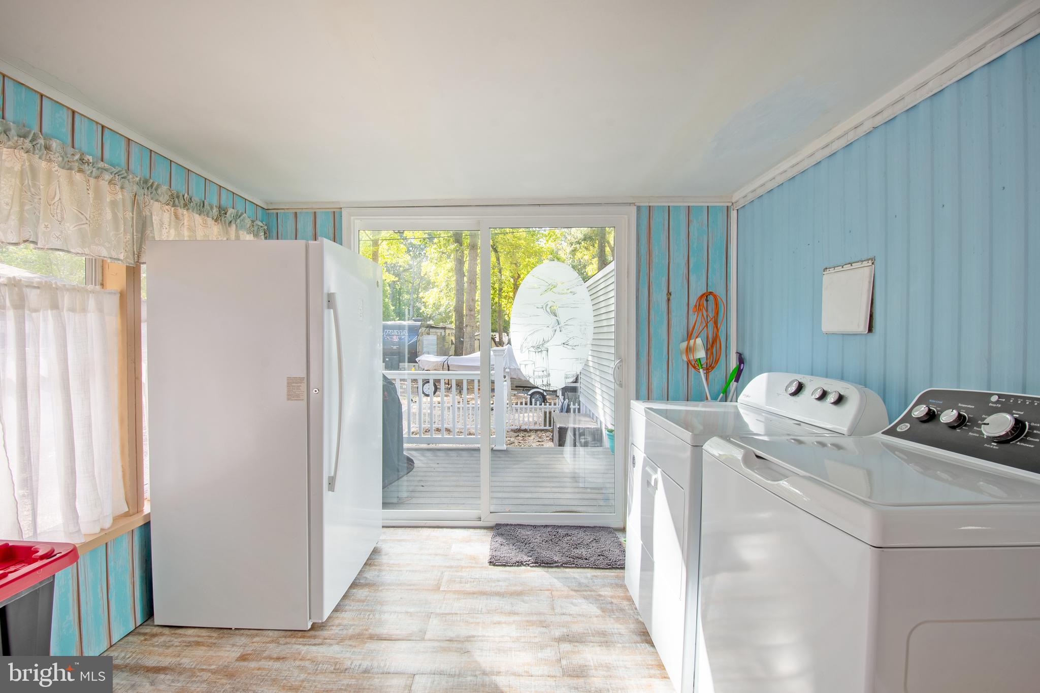 WEST BAY PARK - Residential