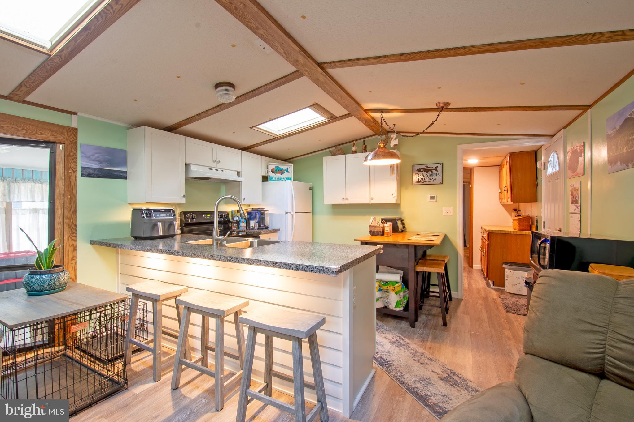 WEST BAY PARK - Residential