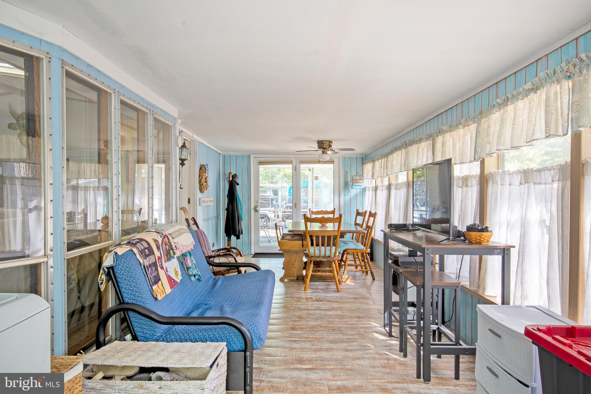 WEST BAY PARK - Residential