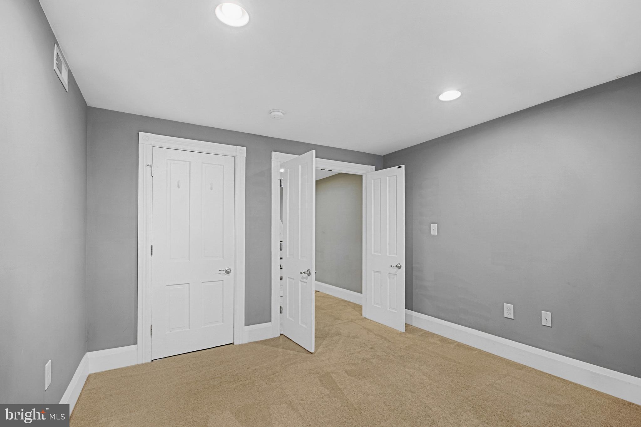 BREWERS HILL - Residential