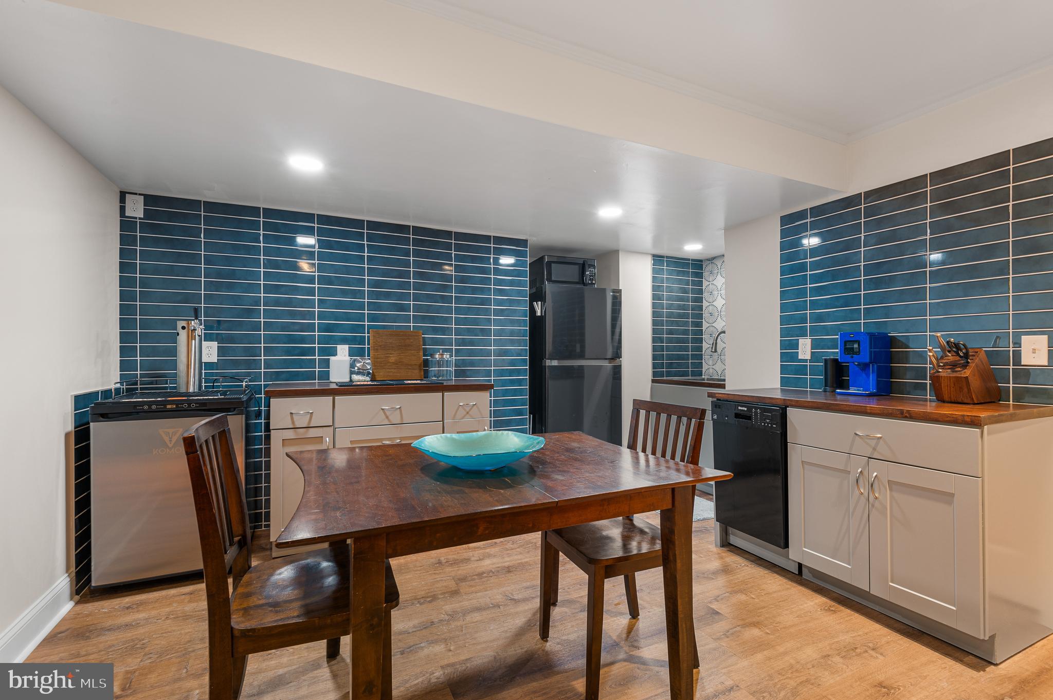 WINDFERN FOREST - Residential Lease