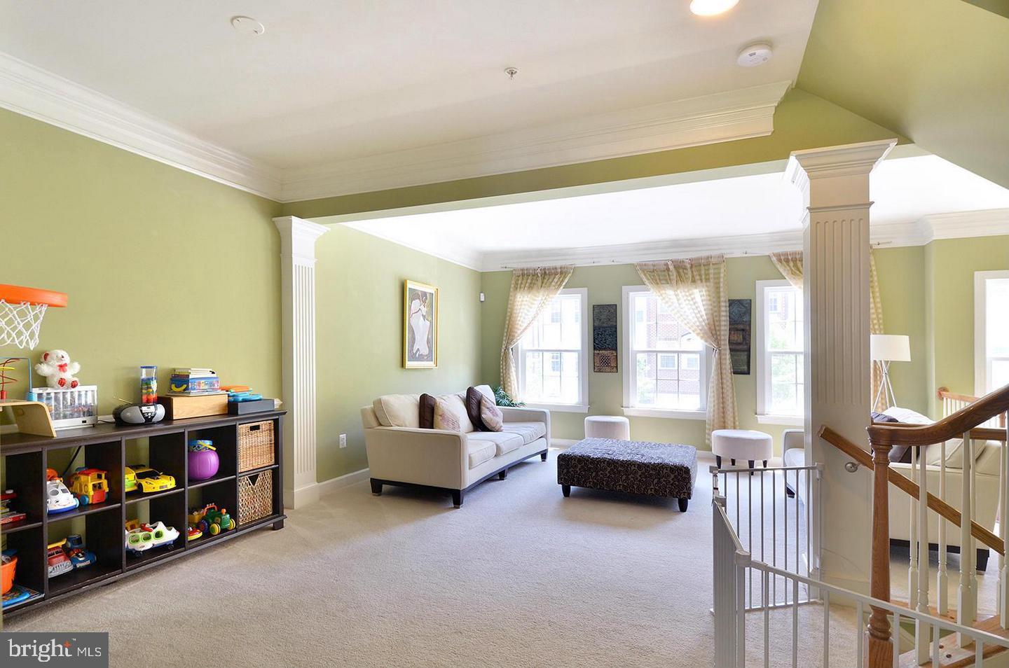 WHITE OAK - Residential Lease