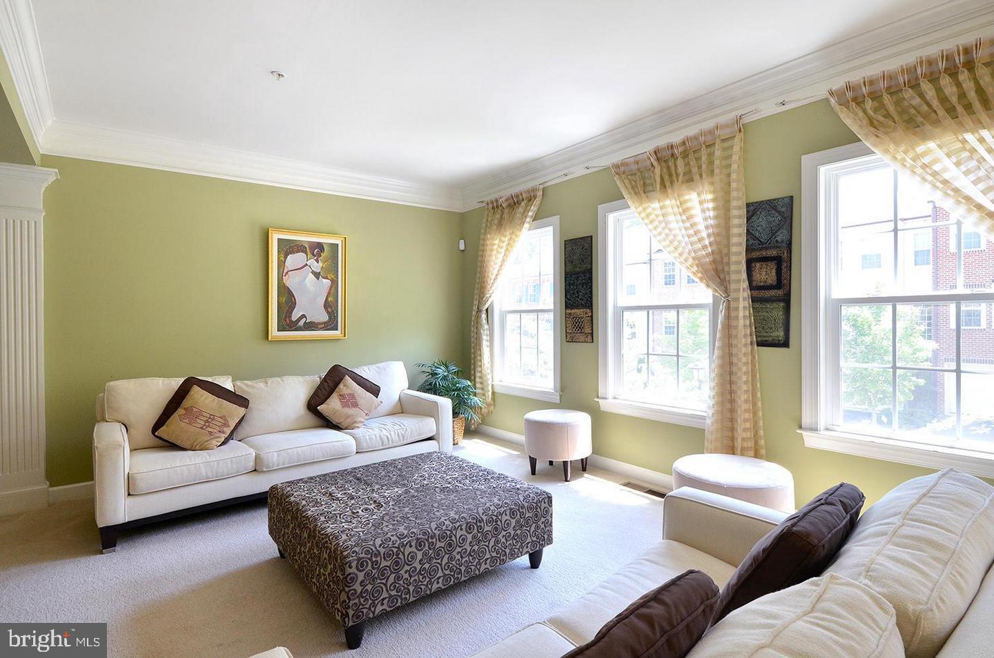 WHITE OAK - Residential Lease