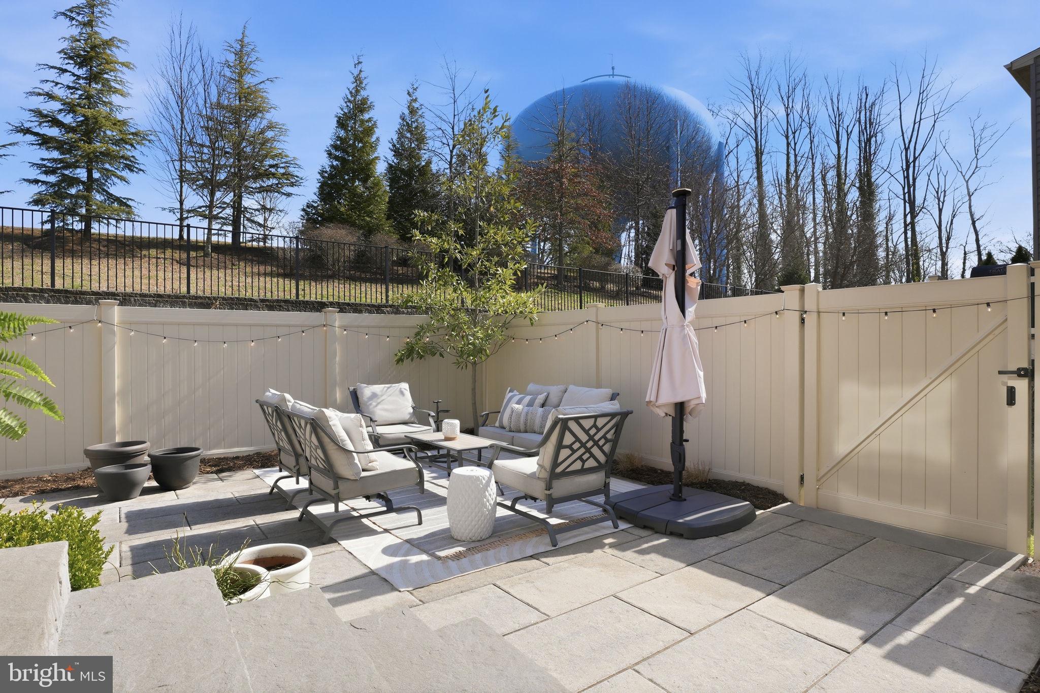 ADMIRALS RIDGE - Residential