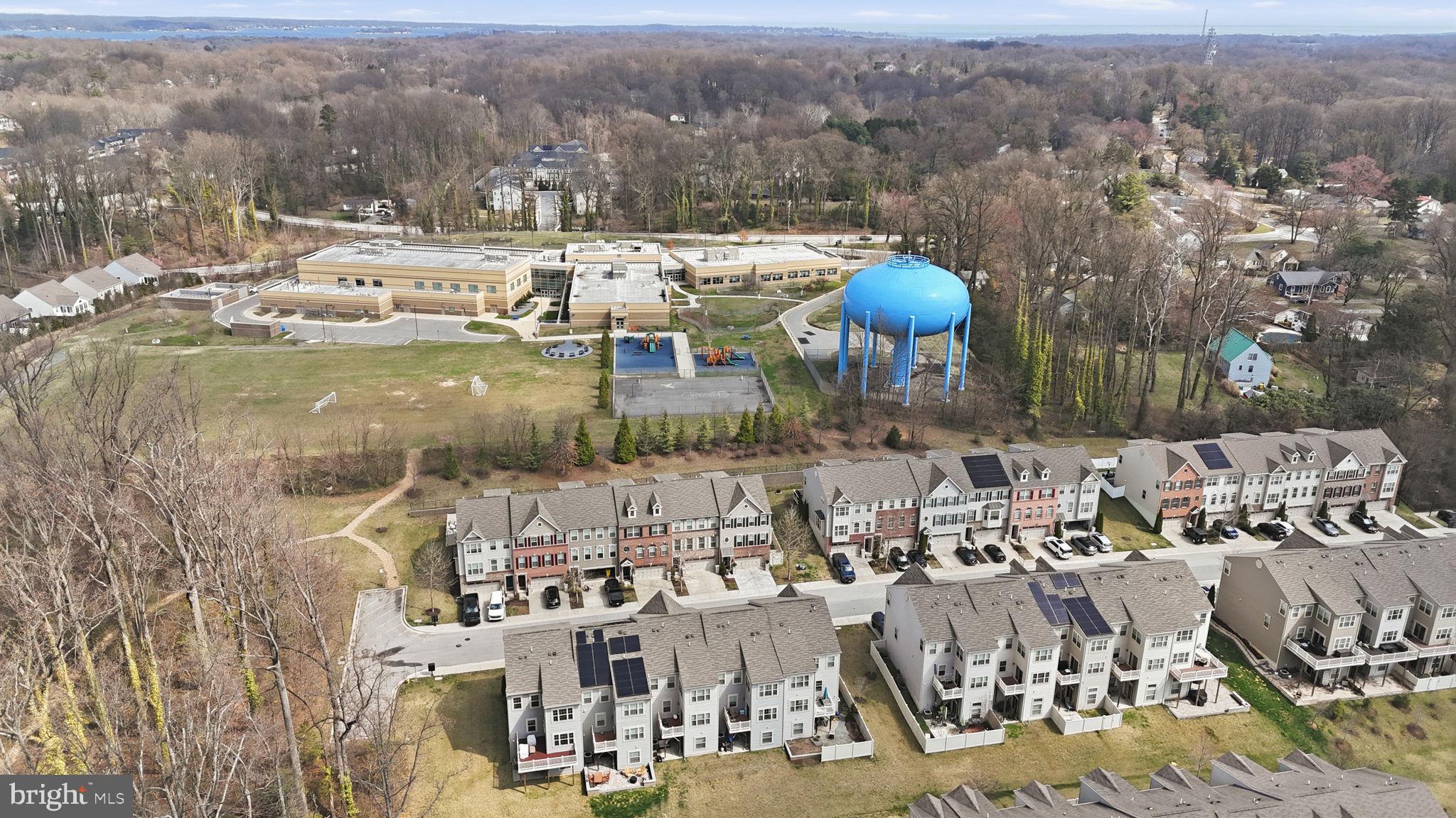 ADMIRALS RIDGE - Residential