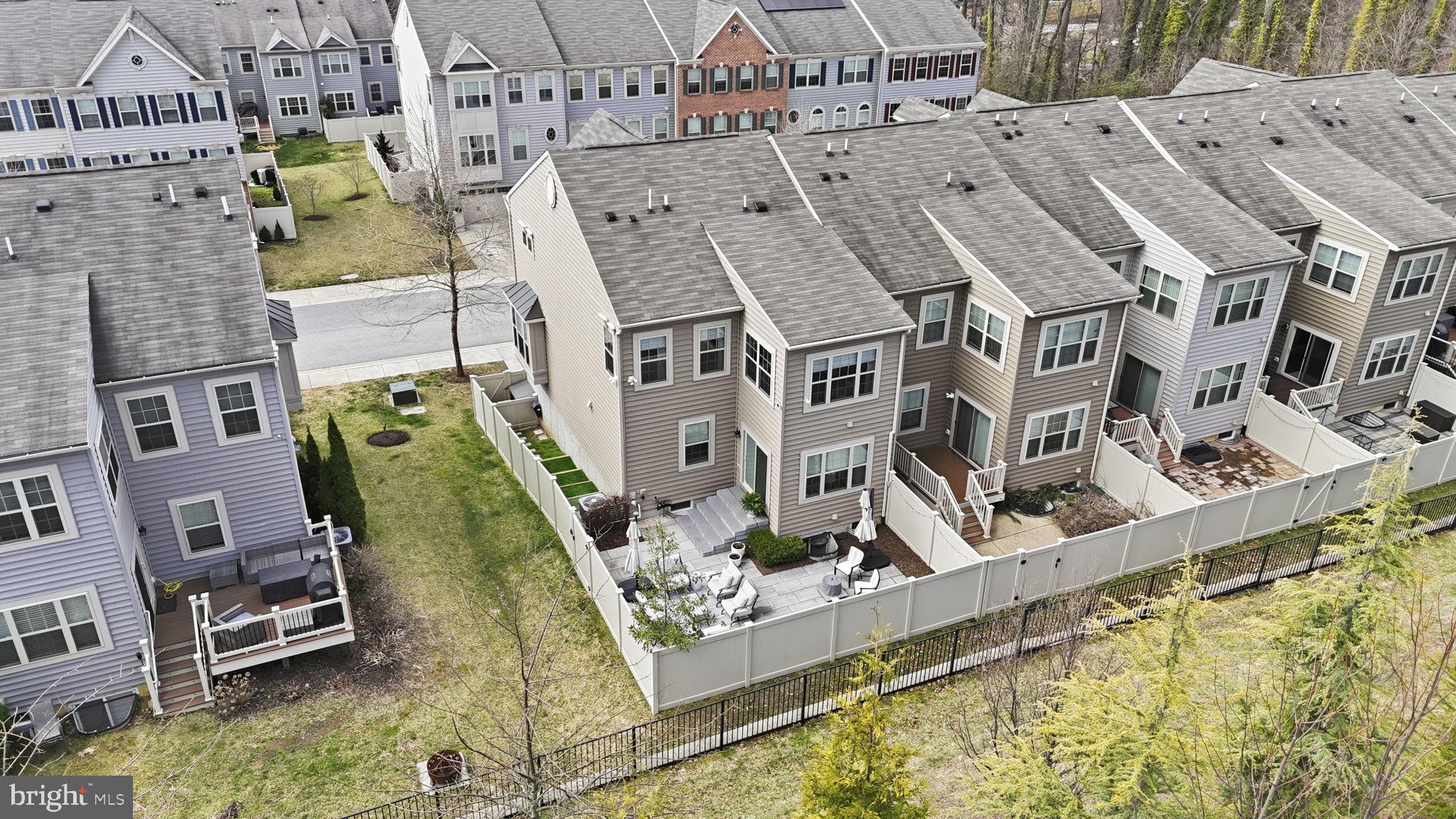 ADMIRALS RIDGE - Residential