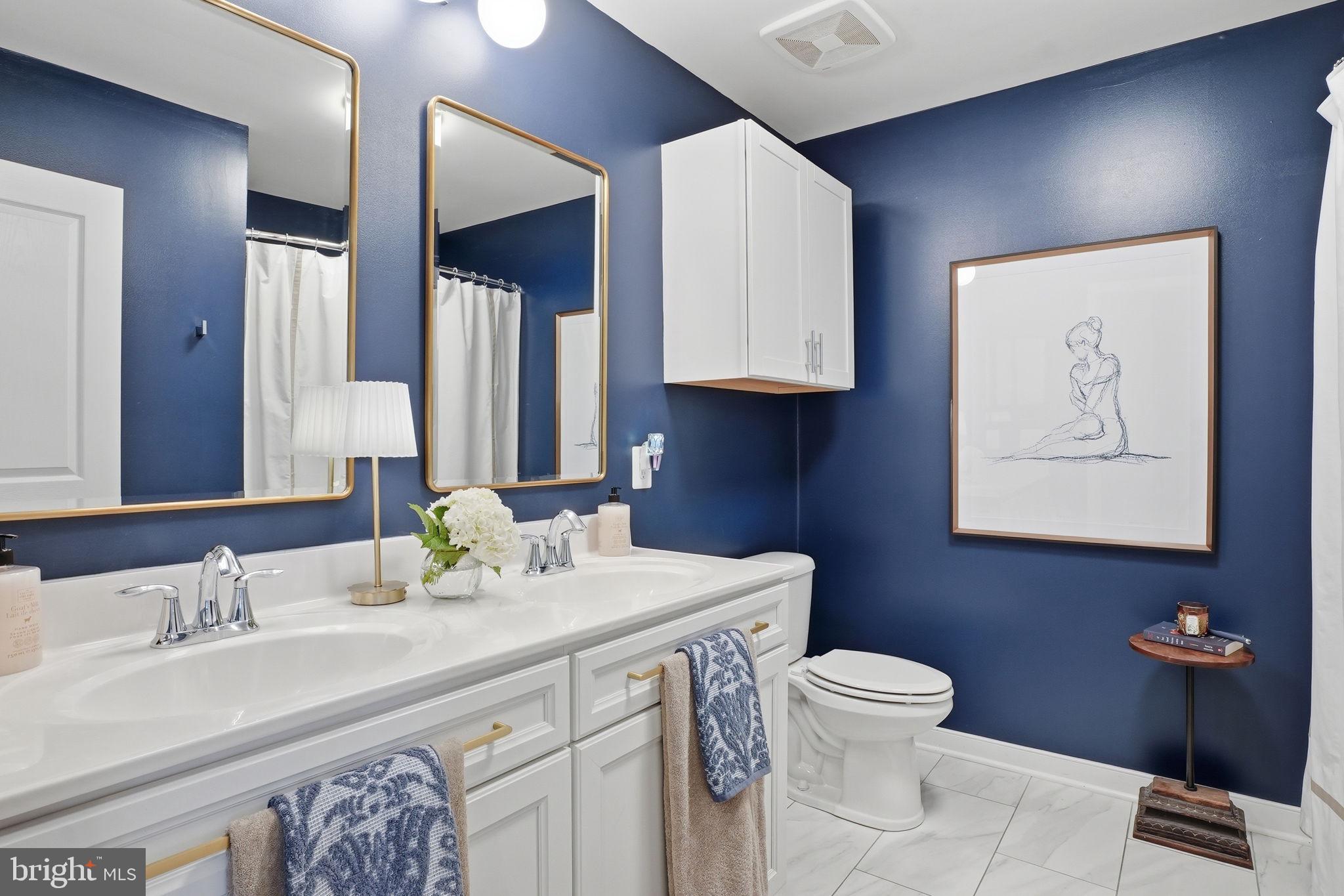 ADMIRALS RIDGE - Residential