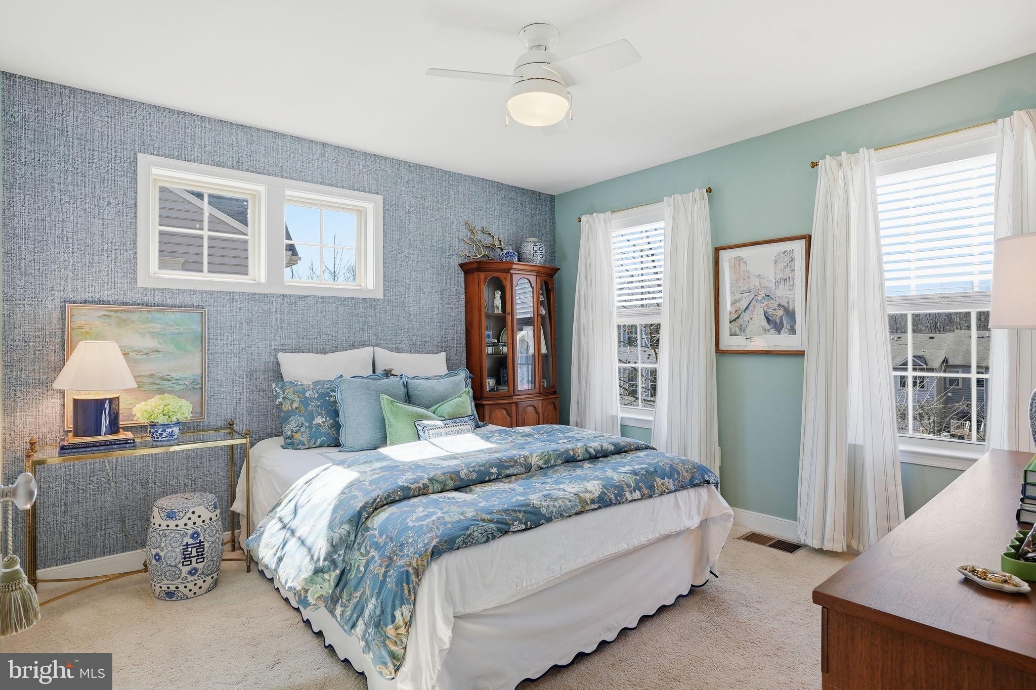 ADMIRALS RIDGE - Residential