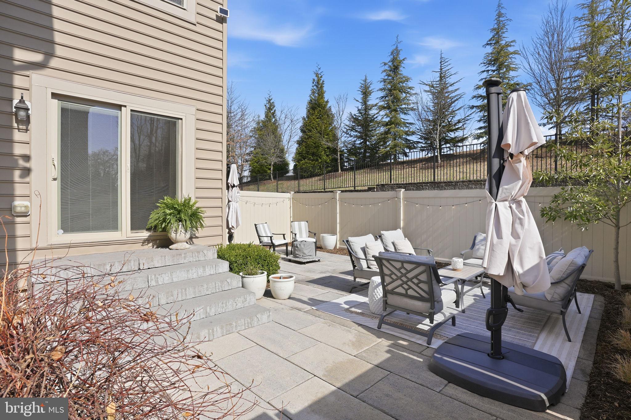 ADMIRALS RIDGE - Residential