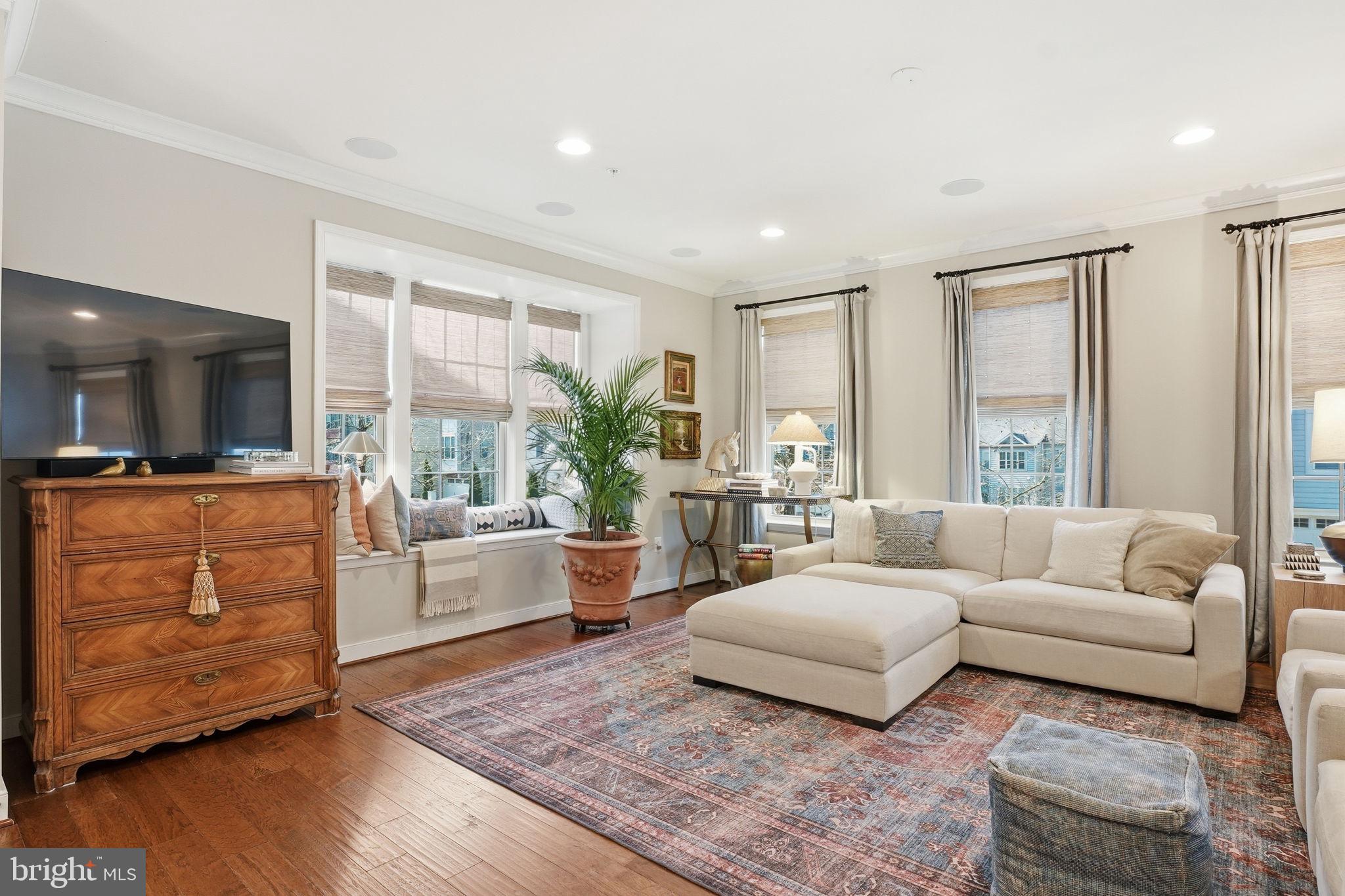 ADMIRALS RIDGE - Residential