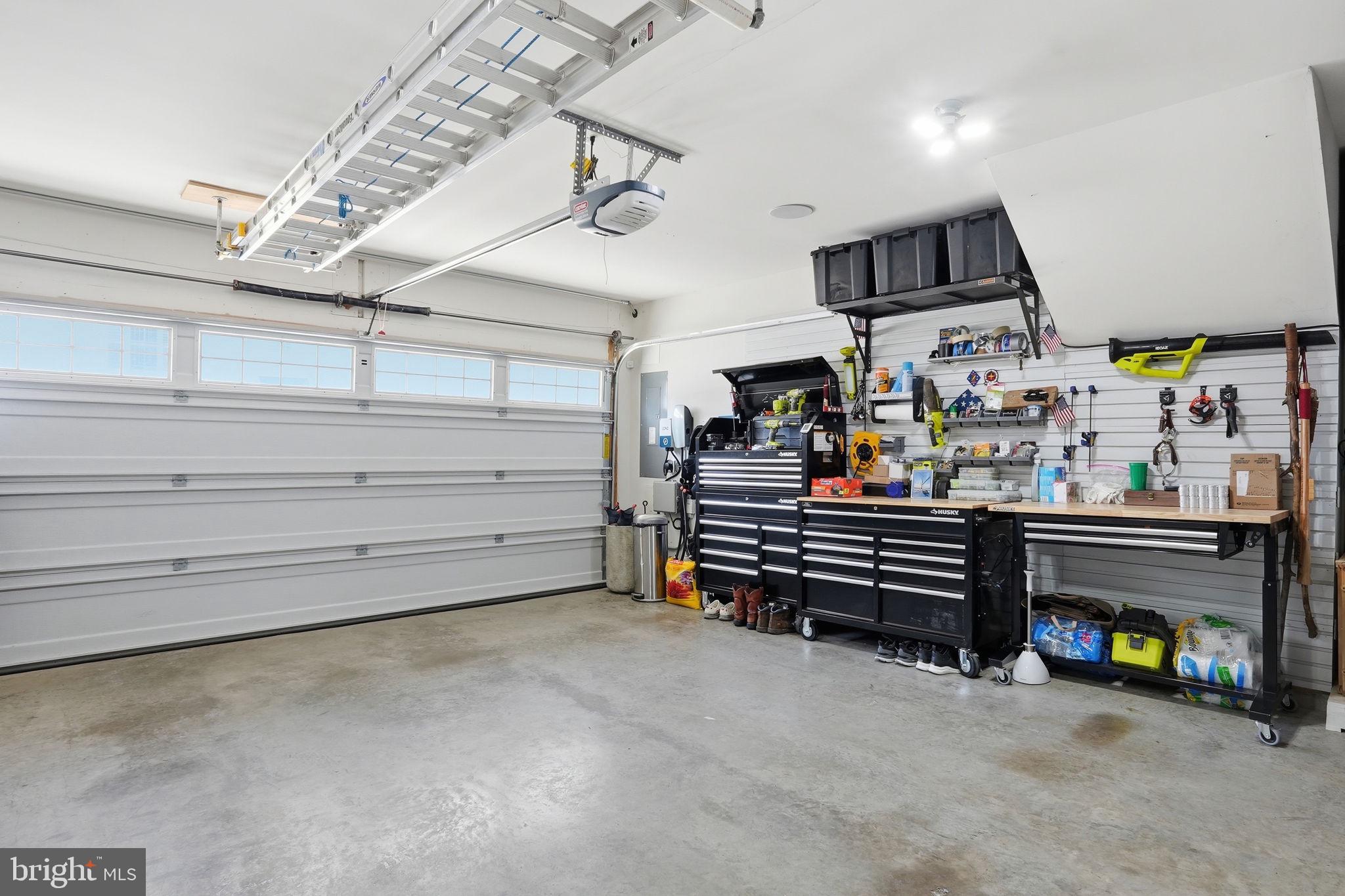 ADMIRALS RIDGE - Residential