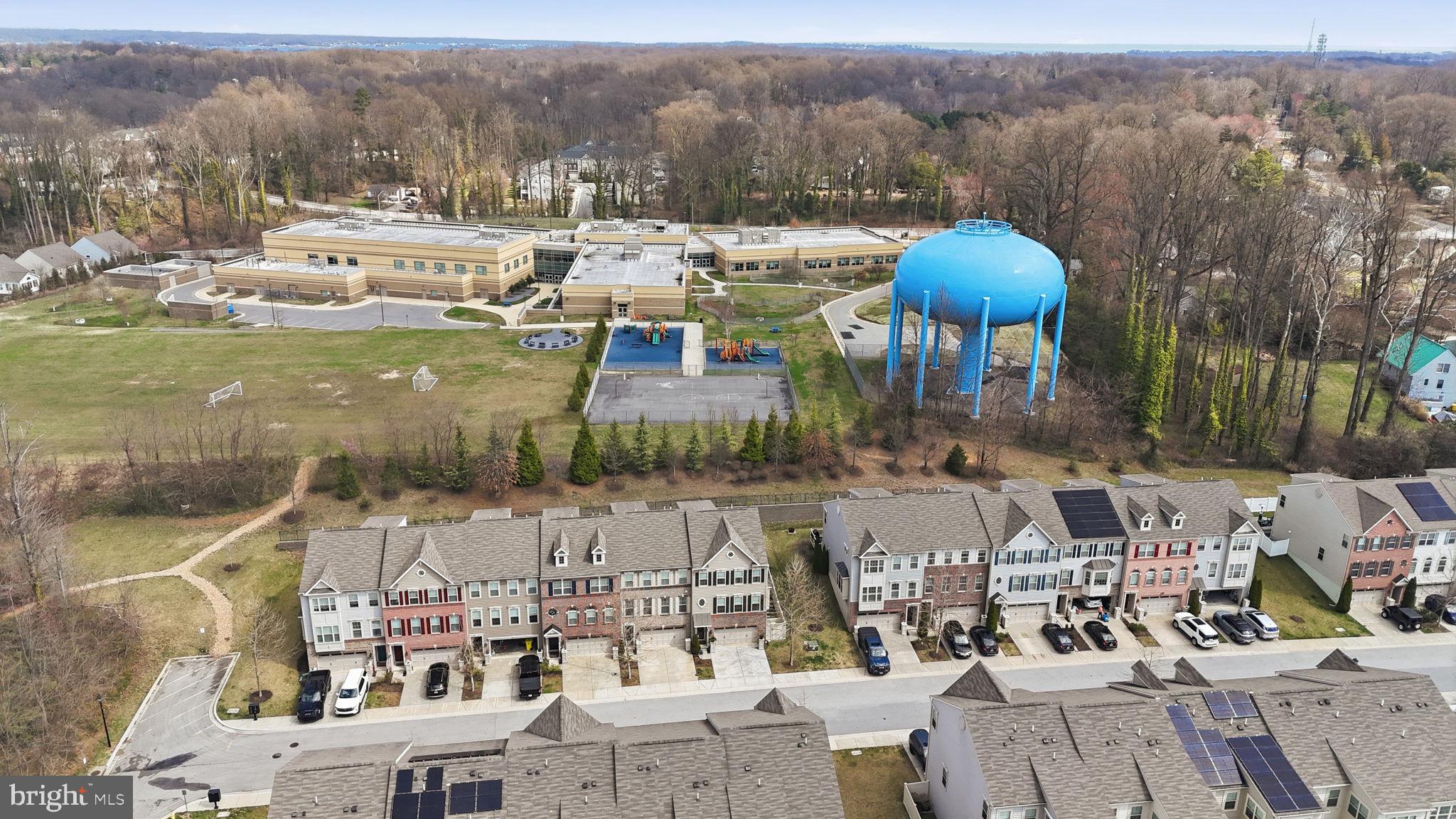 ADMIRALS RIDGE - Residential