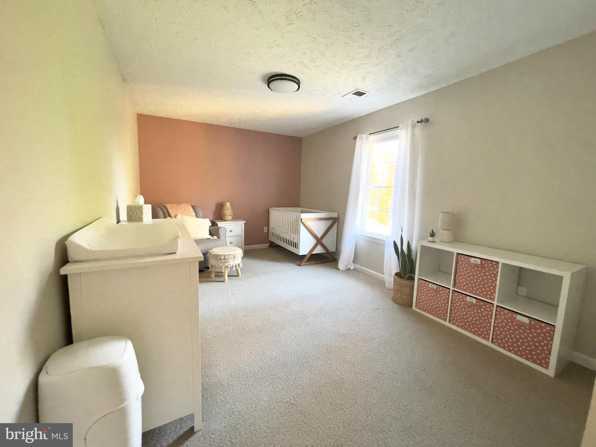 BERRY HILL MANOR - Residential