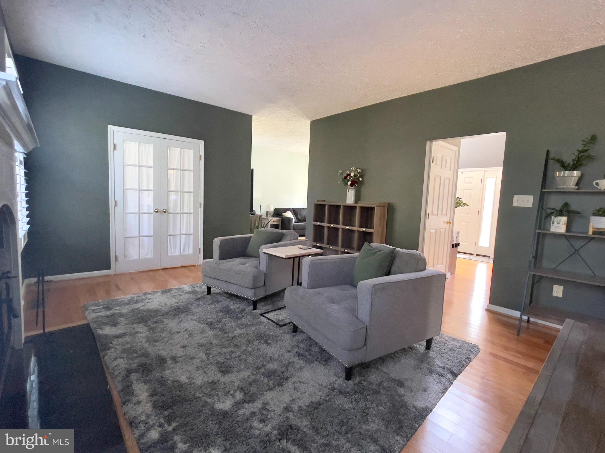 BERRY HILL MANOR - Residential