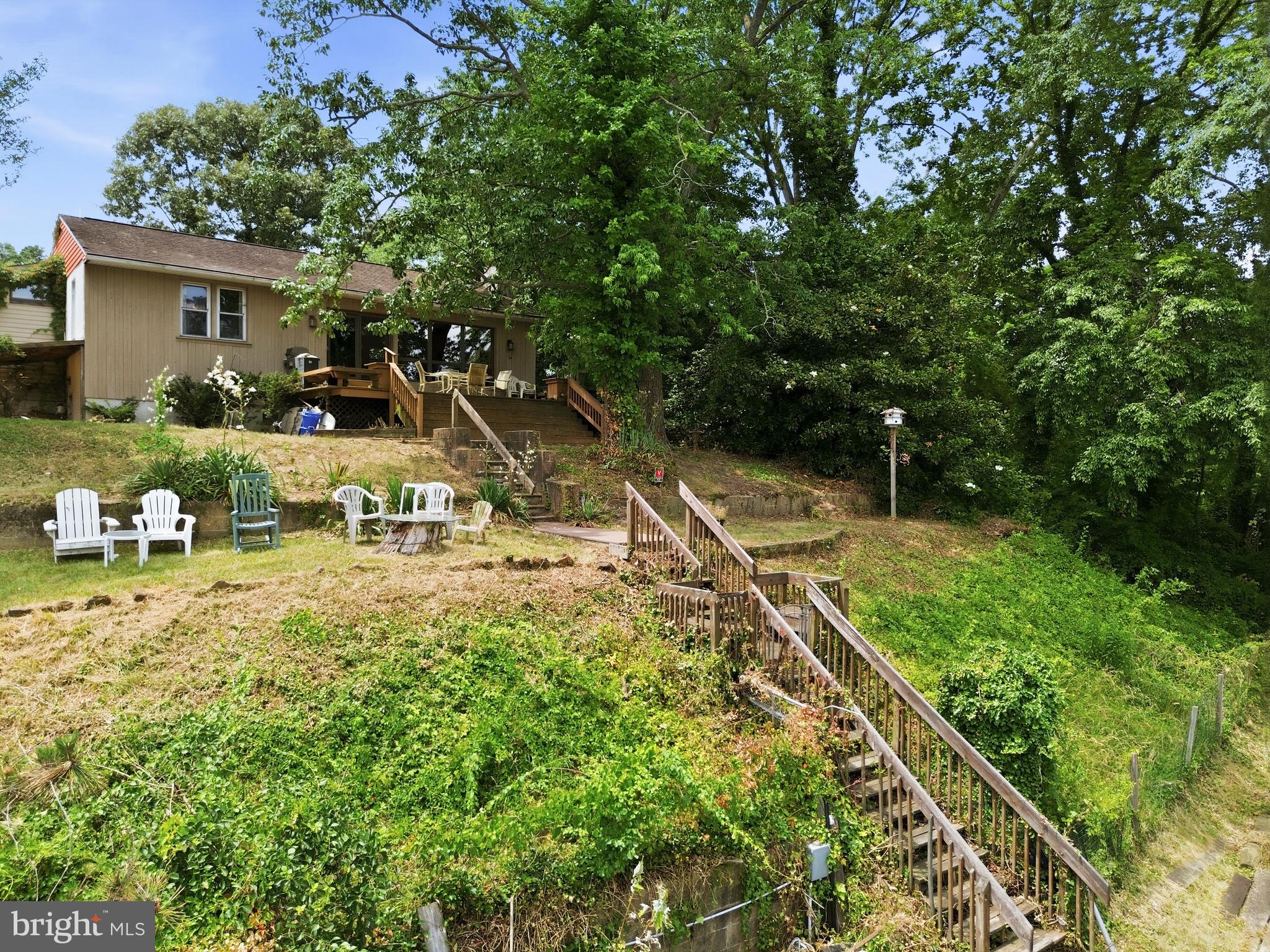 626 LAUREL DRIVE