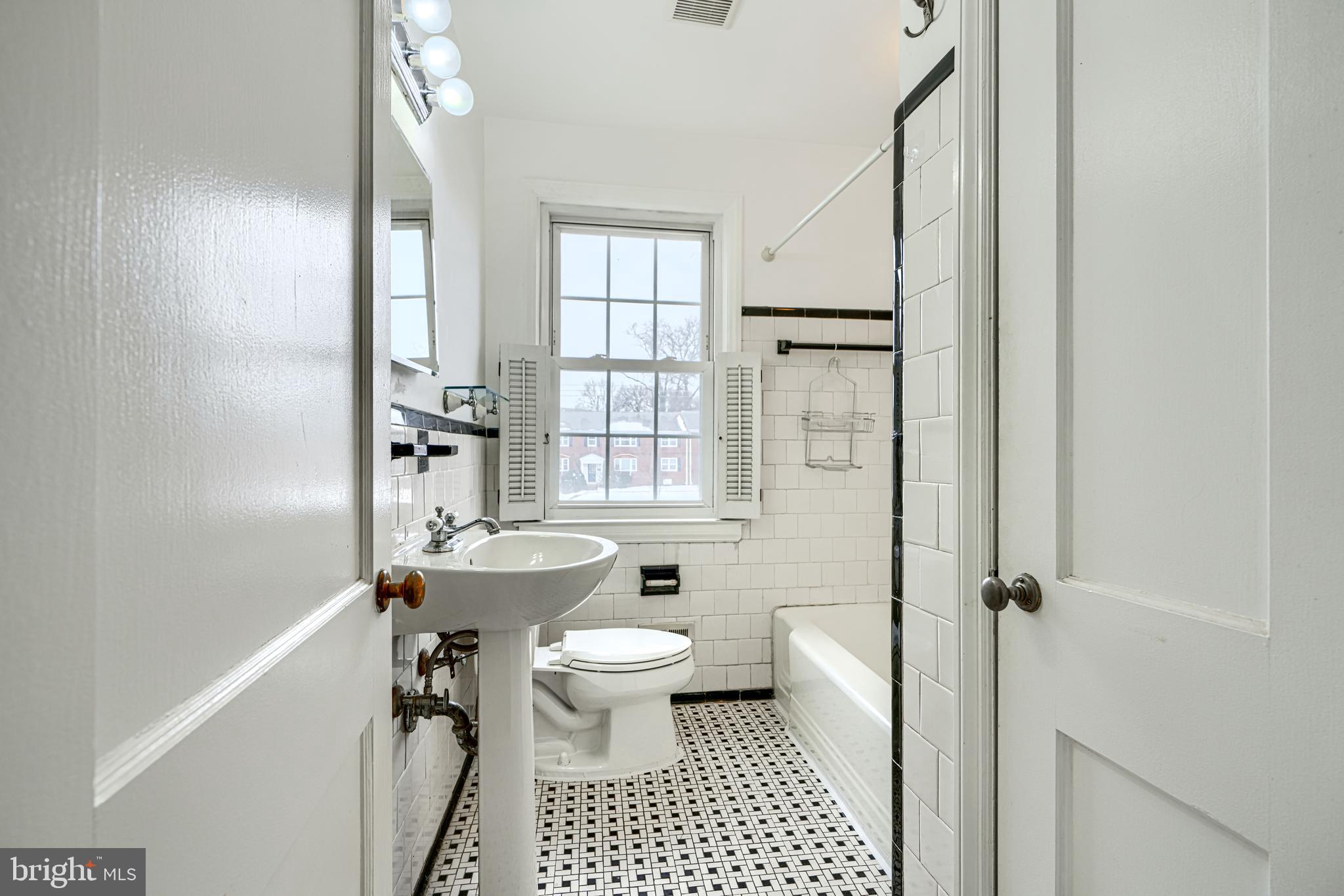 RODGERS FORGE - Residential