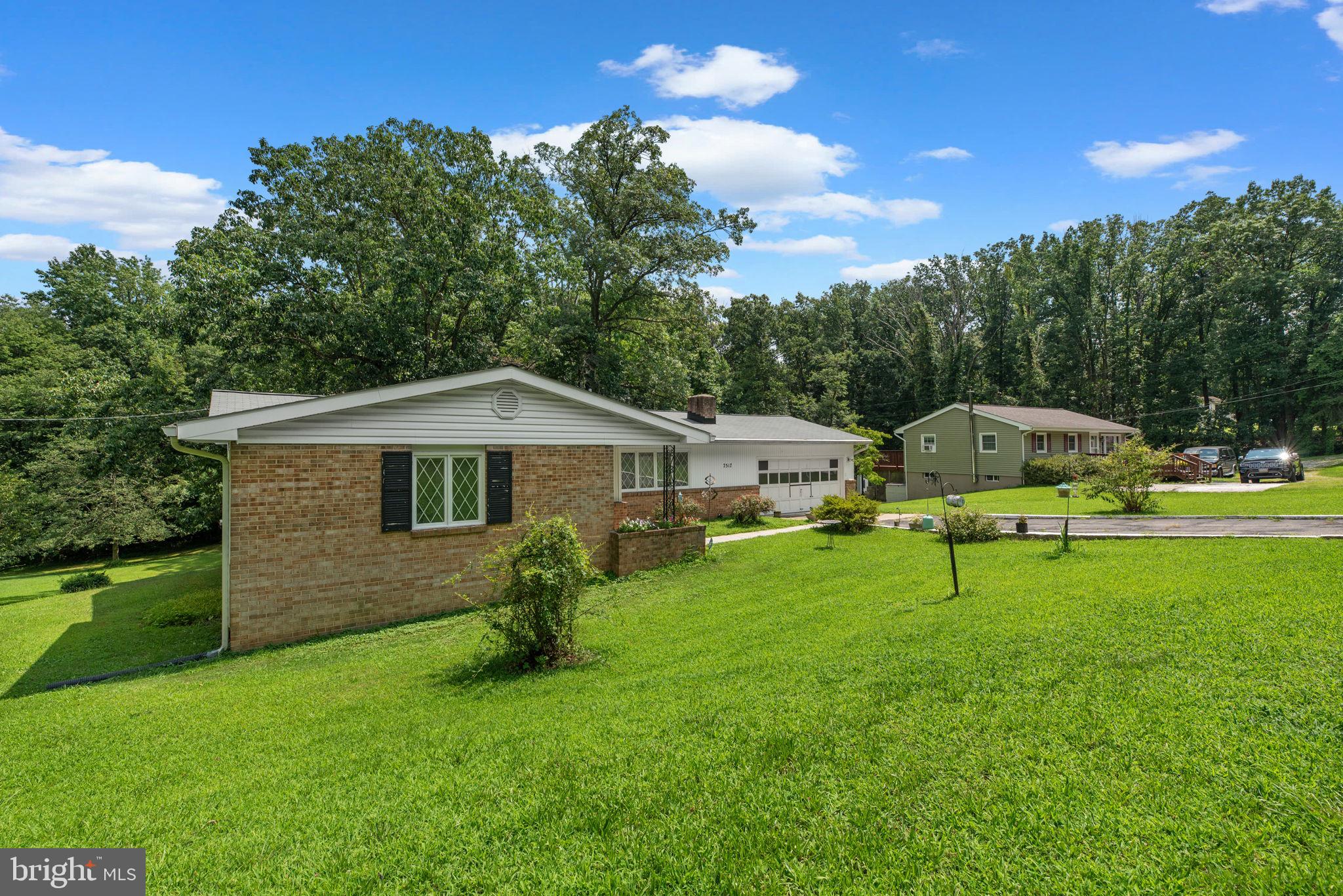 7517 RACE ROAD