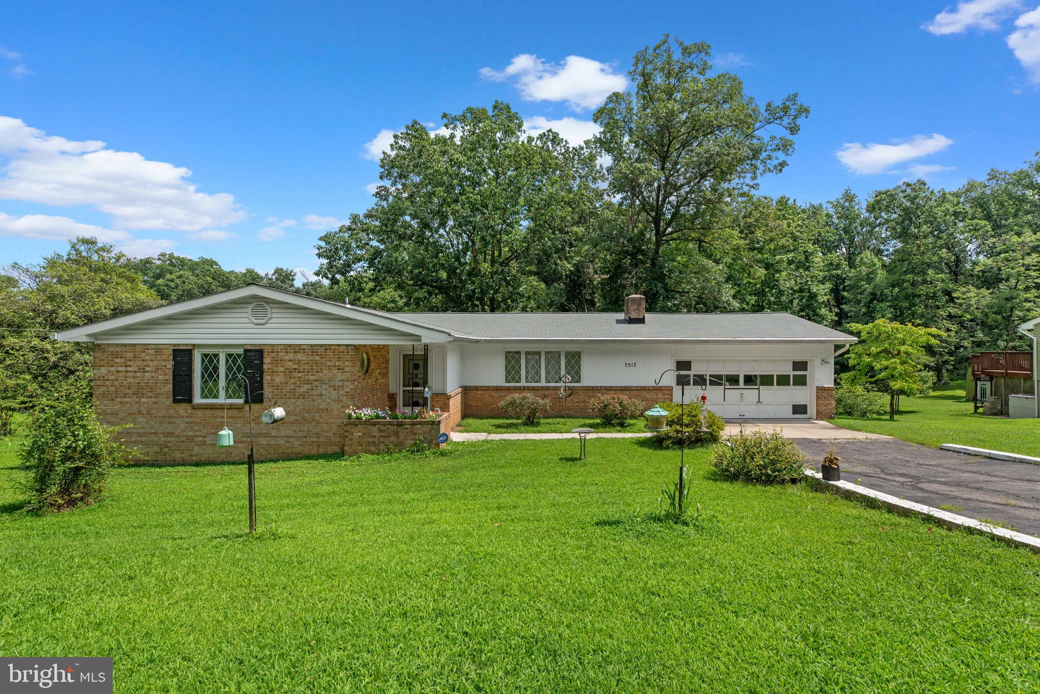 7517 RACE ROAD