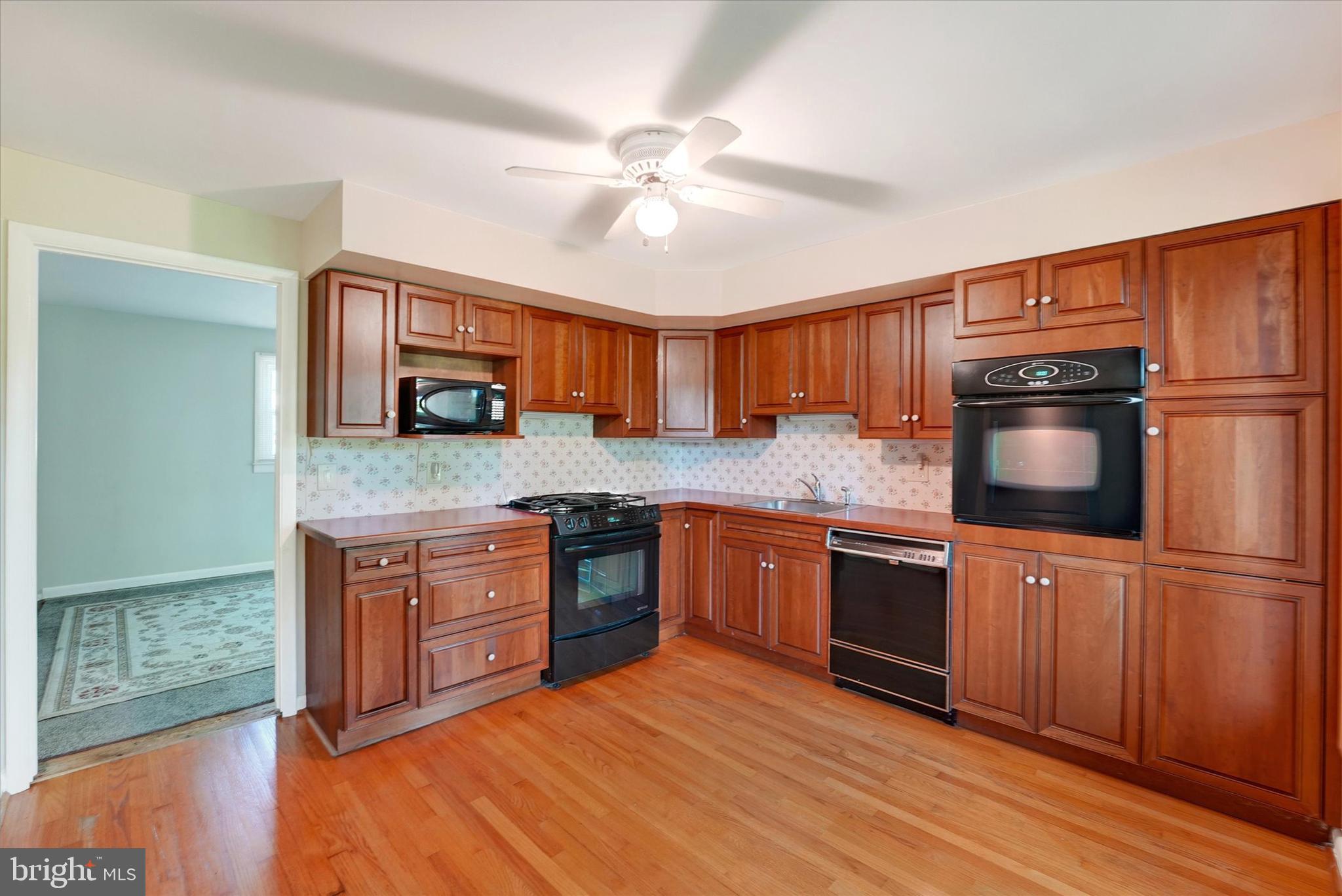 178 HONEYWELL DRIVE