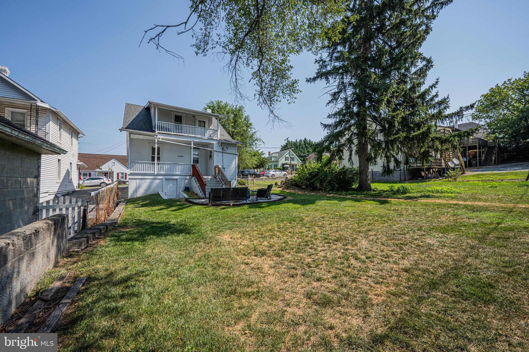 HAGERSTOWN - Residential