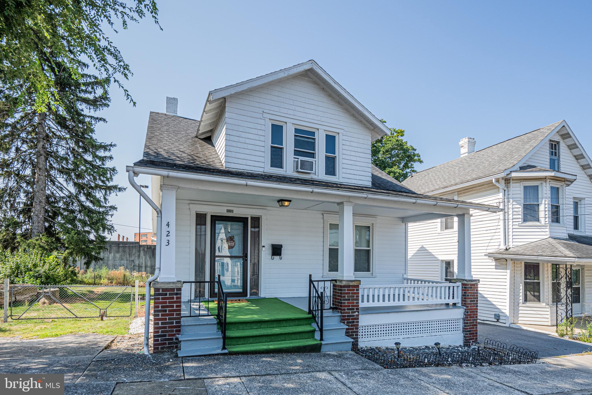 HAGERSTOWN - Residential