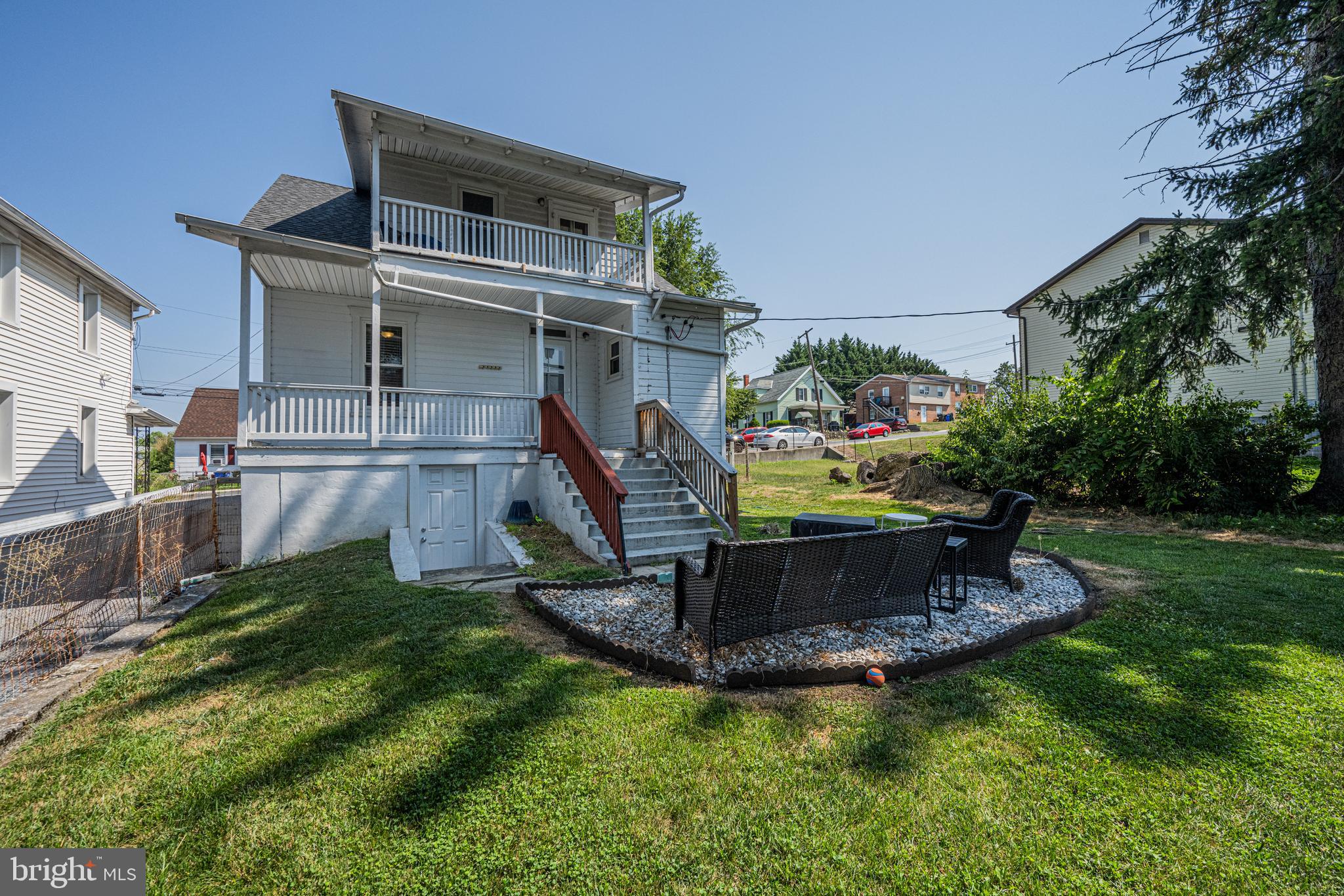 HAGERSTOWN - Residential