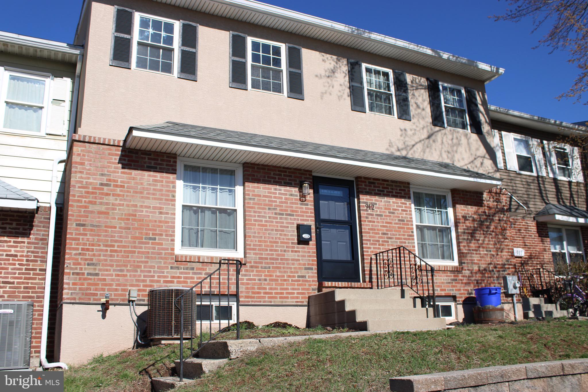 WHITPAIN HILLS - Residential