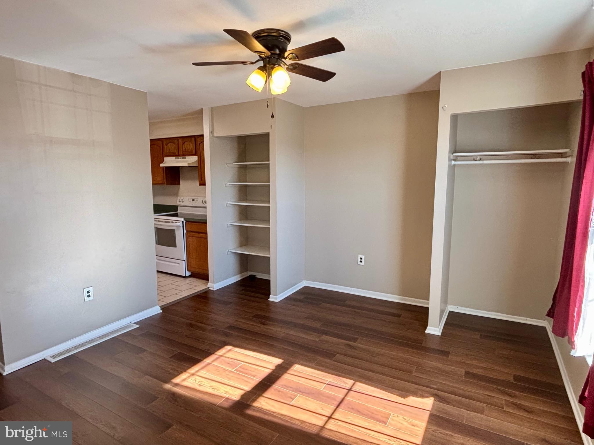 WHITPAIN HILLS - Residential