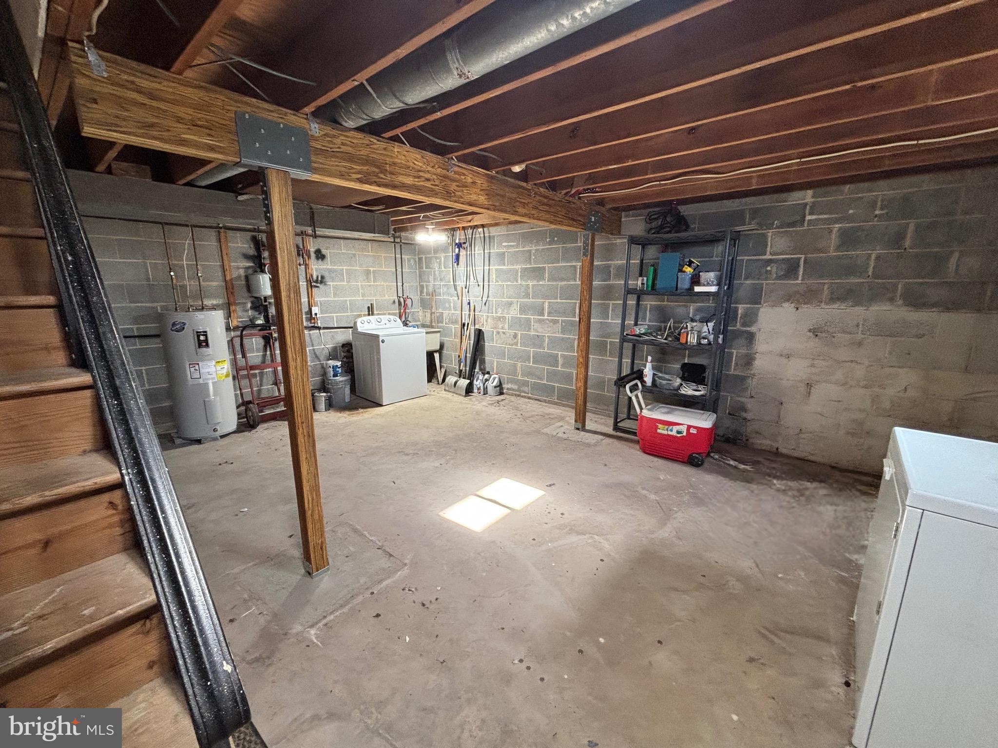 WHITPAIN HILLS - Residential