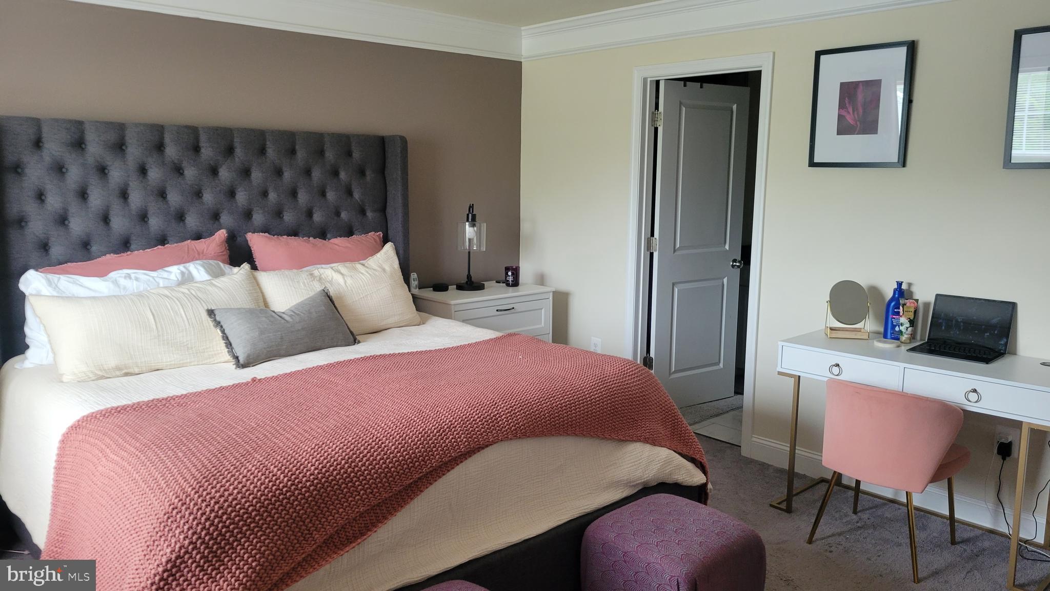 ST CHARLES TOWNS - Residential