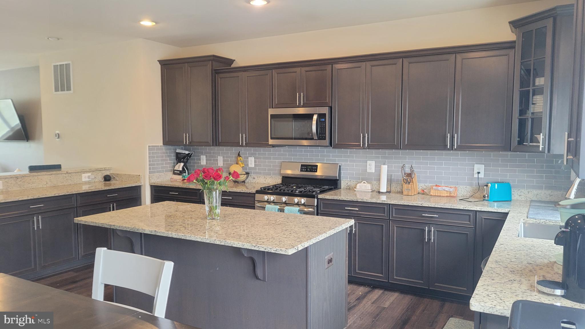 ST CHARLES TOWNS - Residential