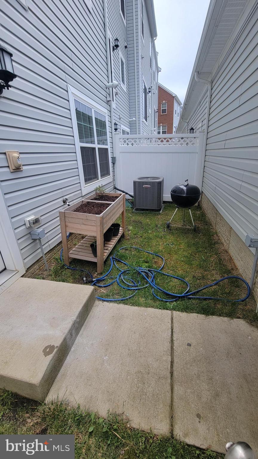 ST CHARLES TOWNS - Residential