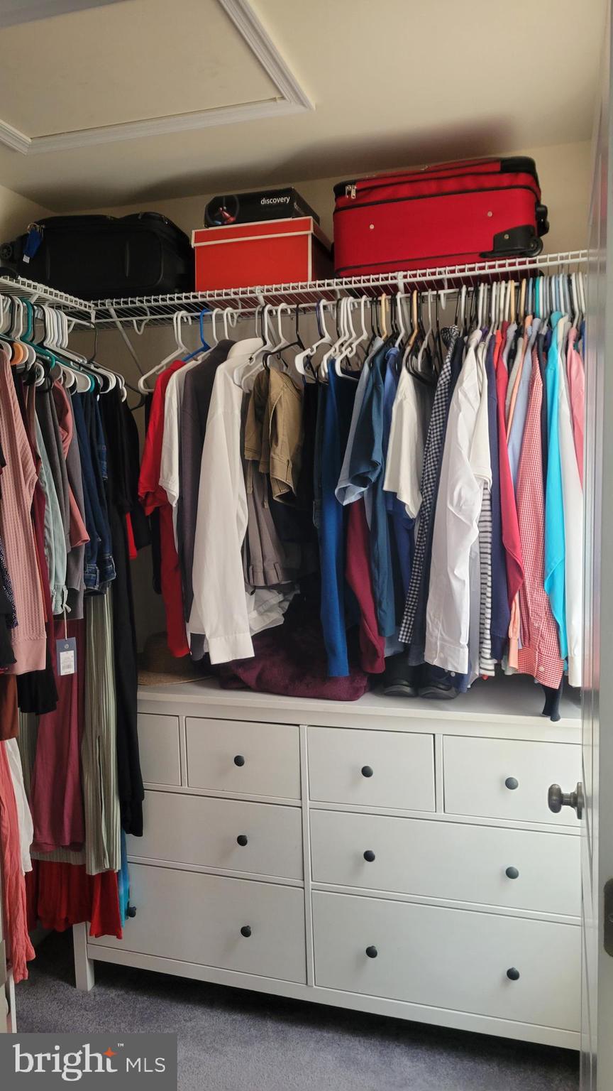 ST CHARLES TOWNS - Residential