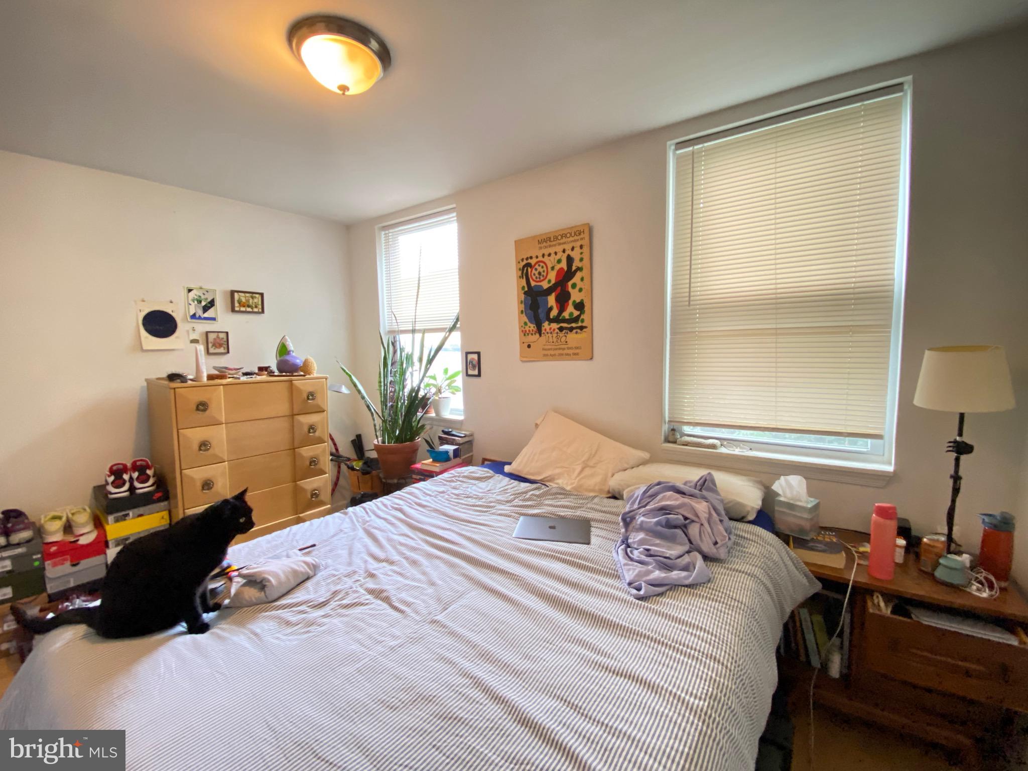 EAST FALLS - Residential Lease