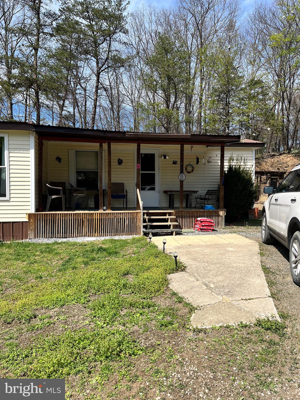 MIDDLE MOUNTAIN - Residential