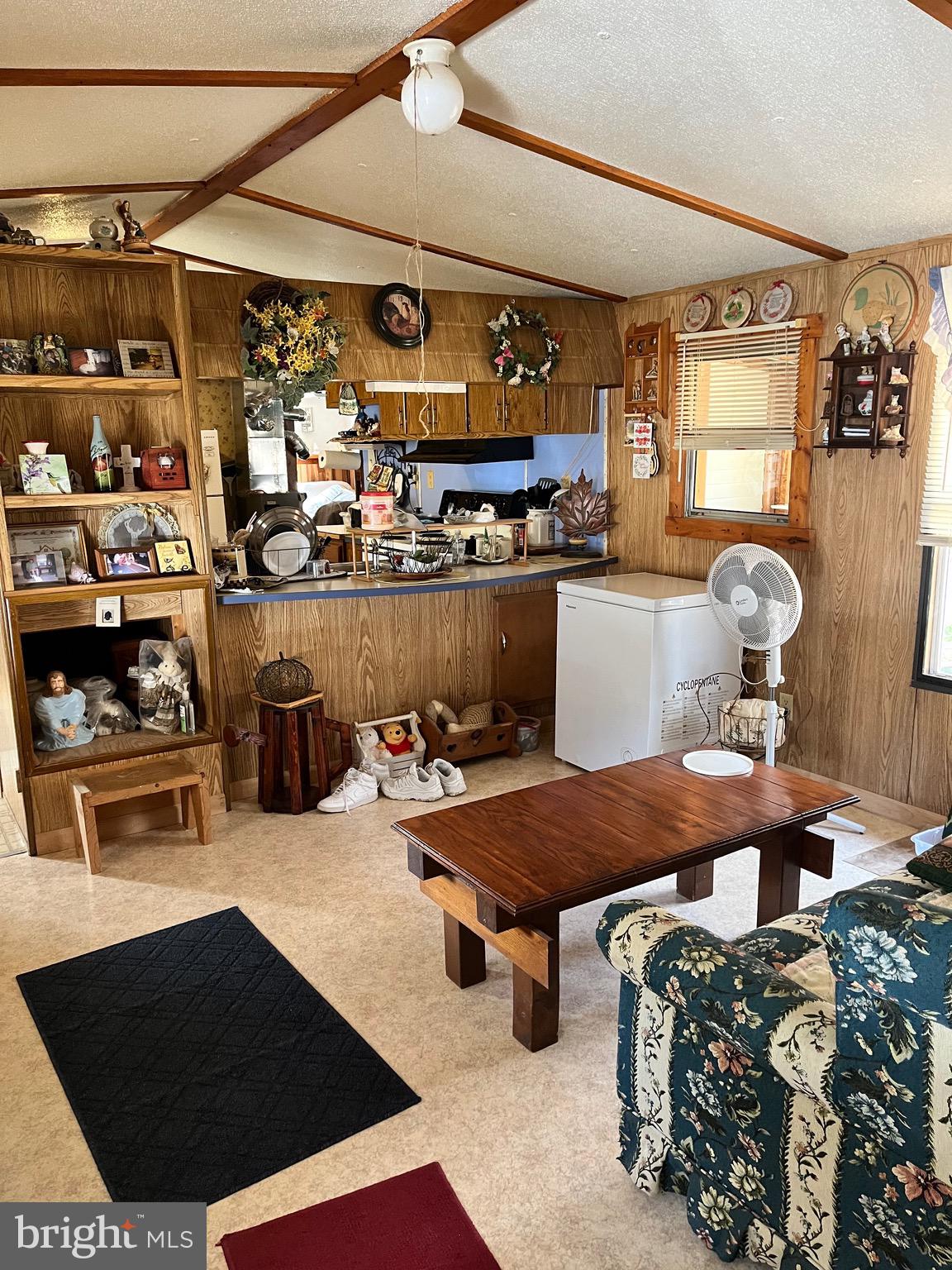 MIDDLE MOUNTAIN - Residential