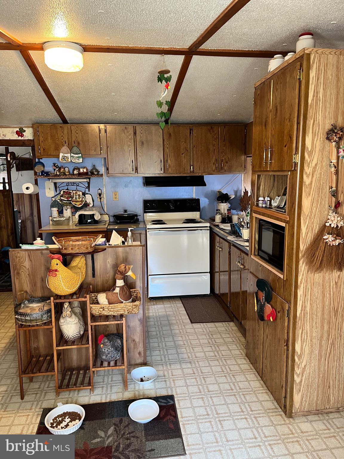 MIDDLE MOUNTAIN - Residential