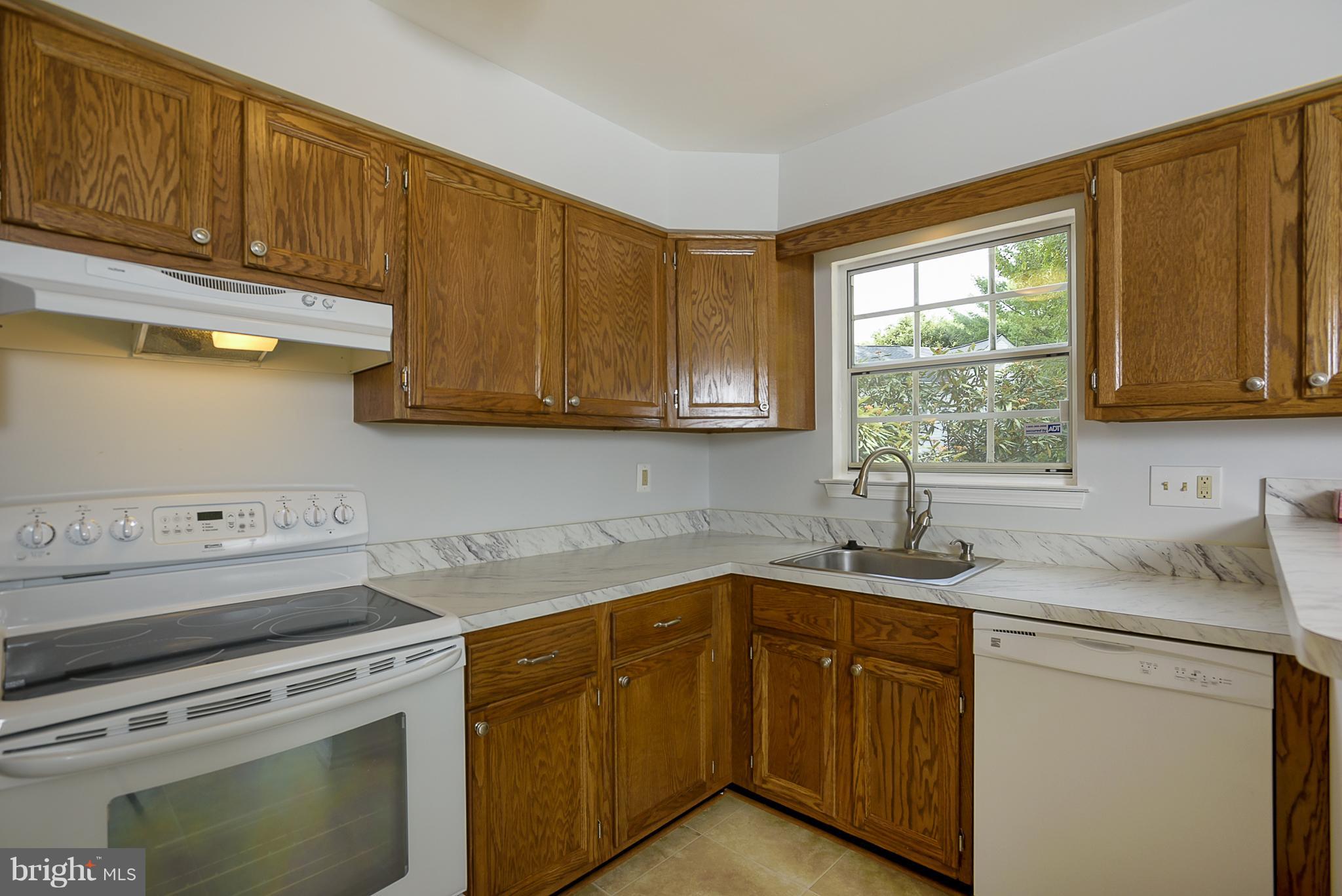 VILLAGE OF HICKORY RIDGE - Residential