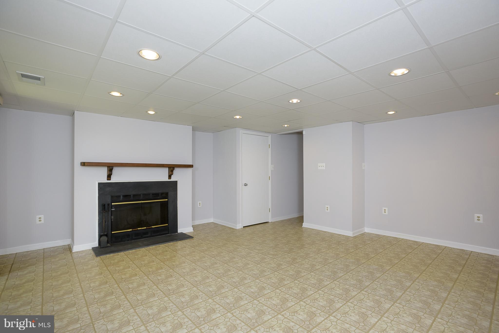 VILLAGE OF HICKORY RIDGE - Residential