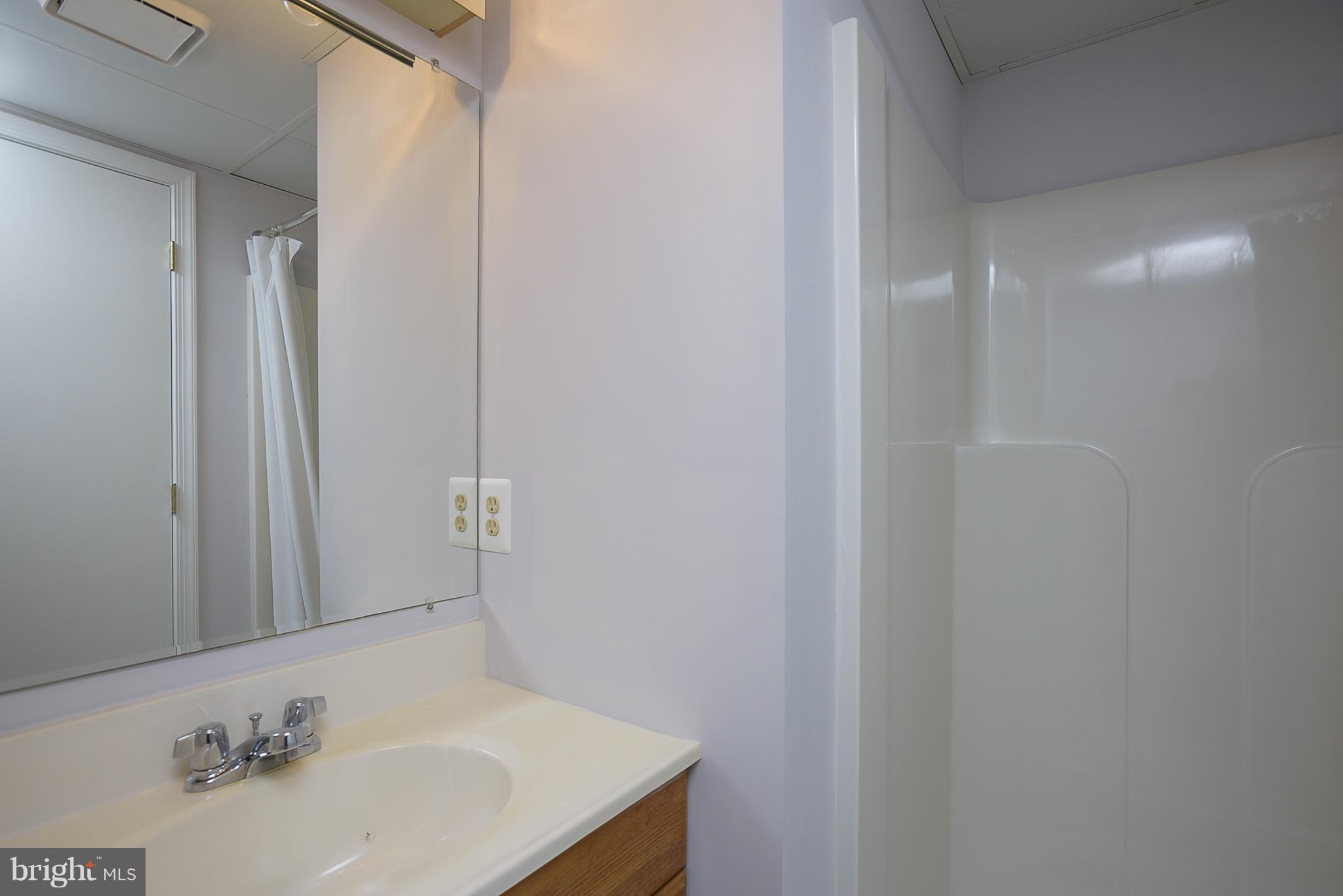 VILLAGE OF HICKORY RIDGE - Residential