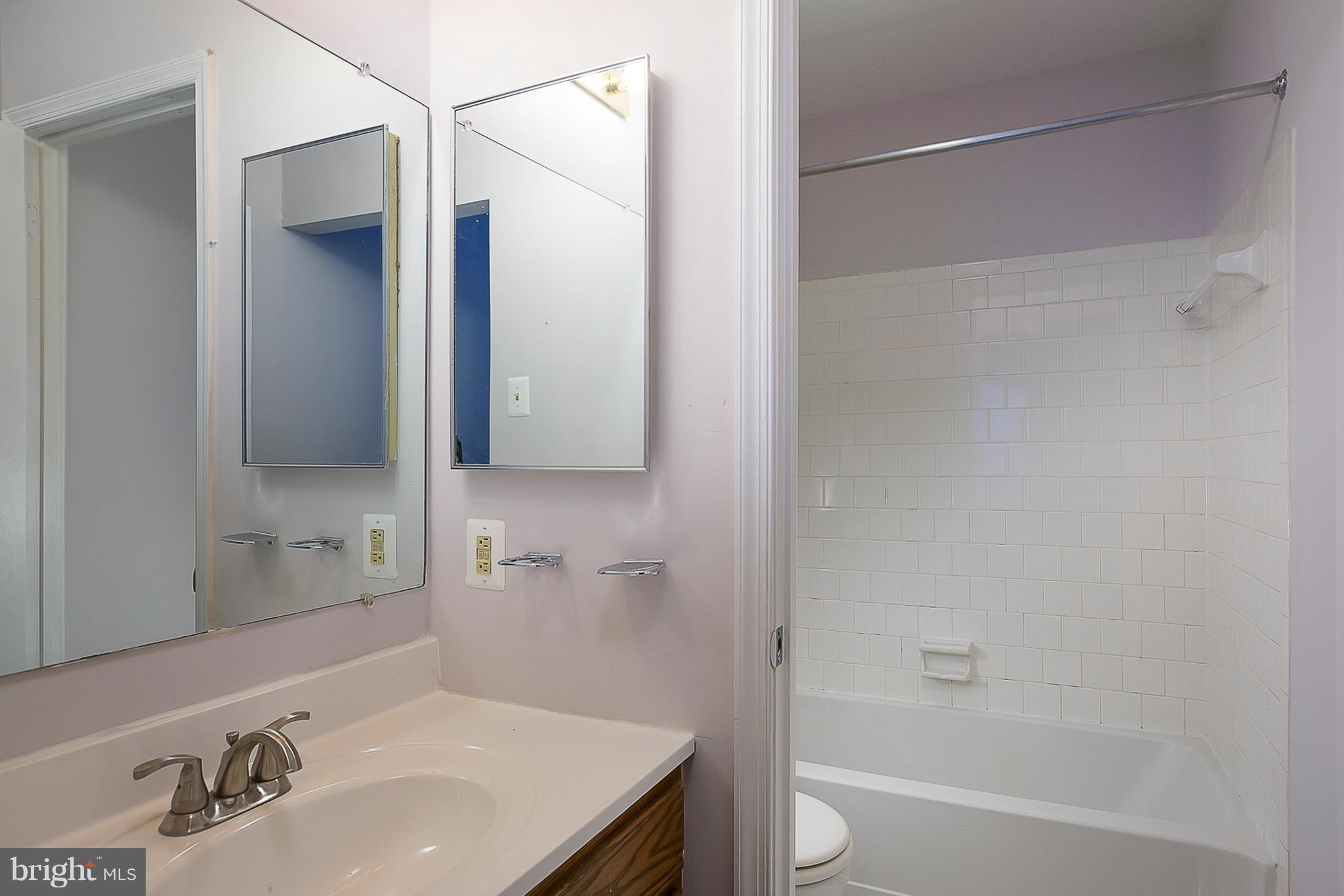 VILLAGE OF HICKORY RIDGE - Residential