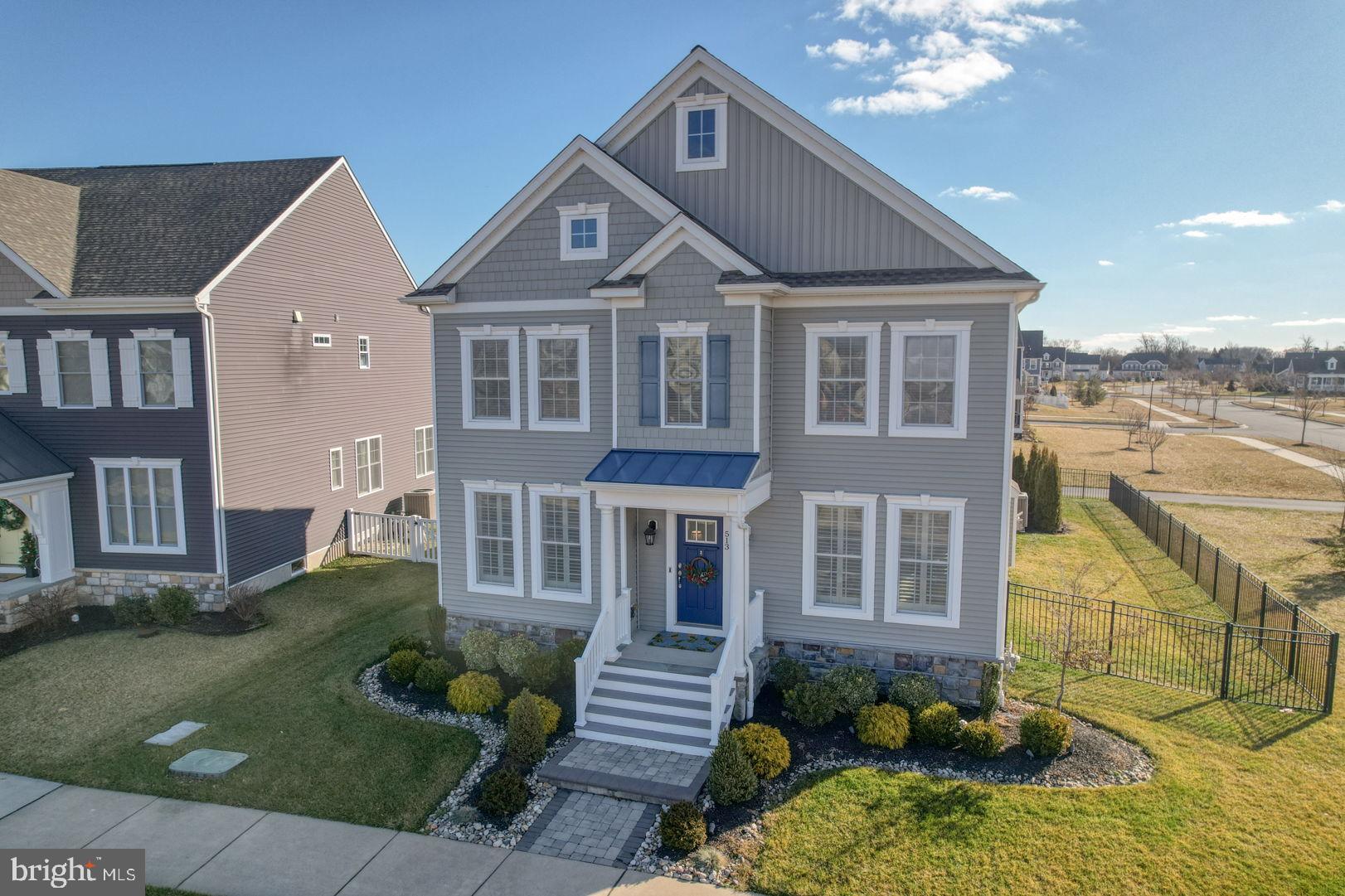 513 SPRING HOLLOW DRIVE