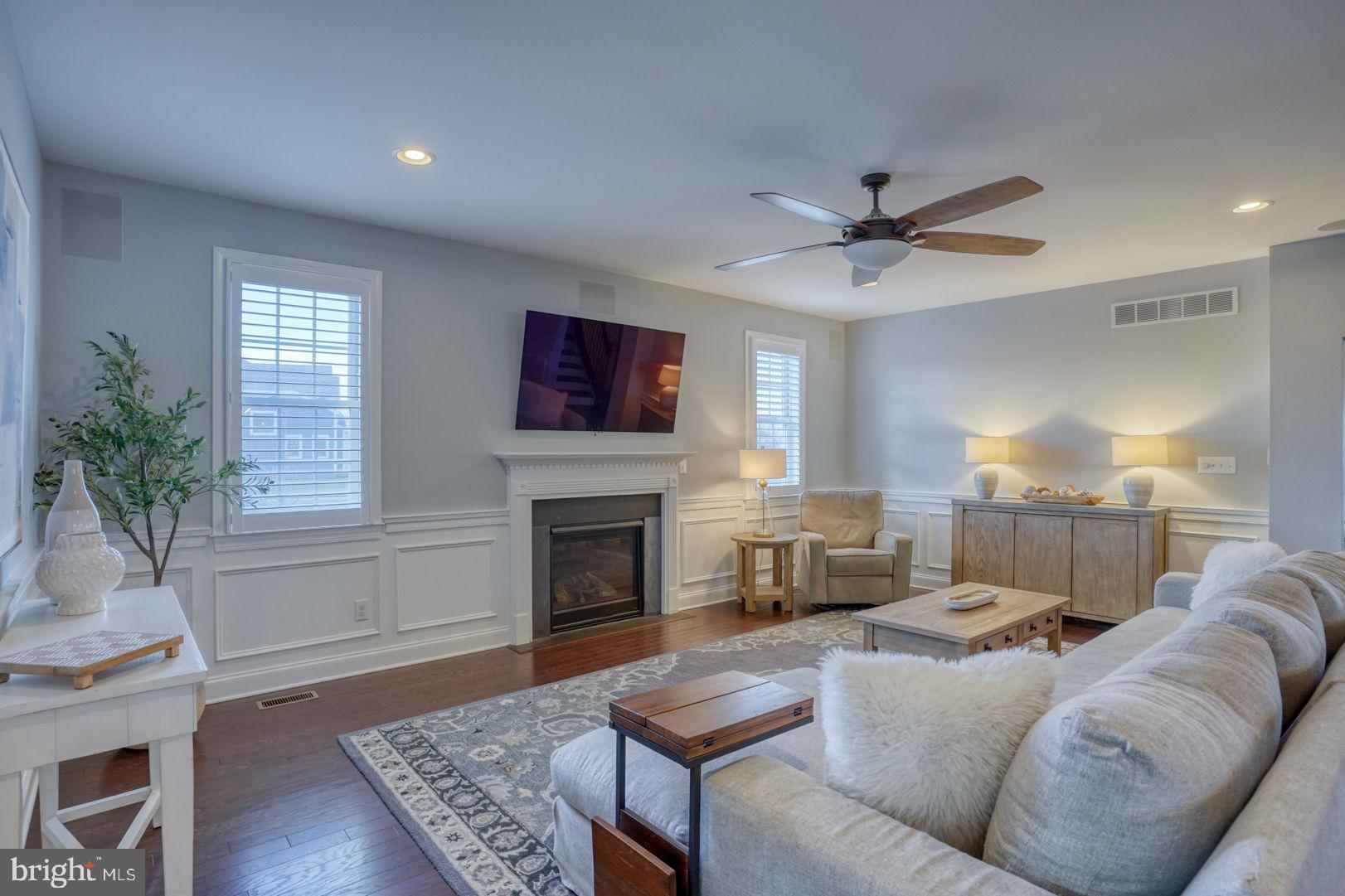 PARKSIDE - Residential