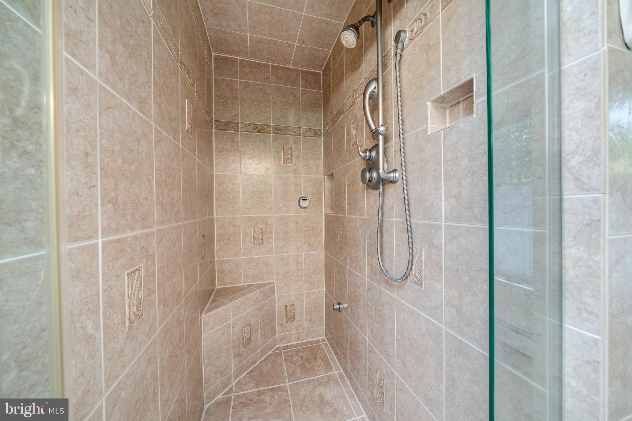 BRANDES ESTATES - Residential